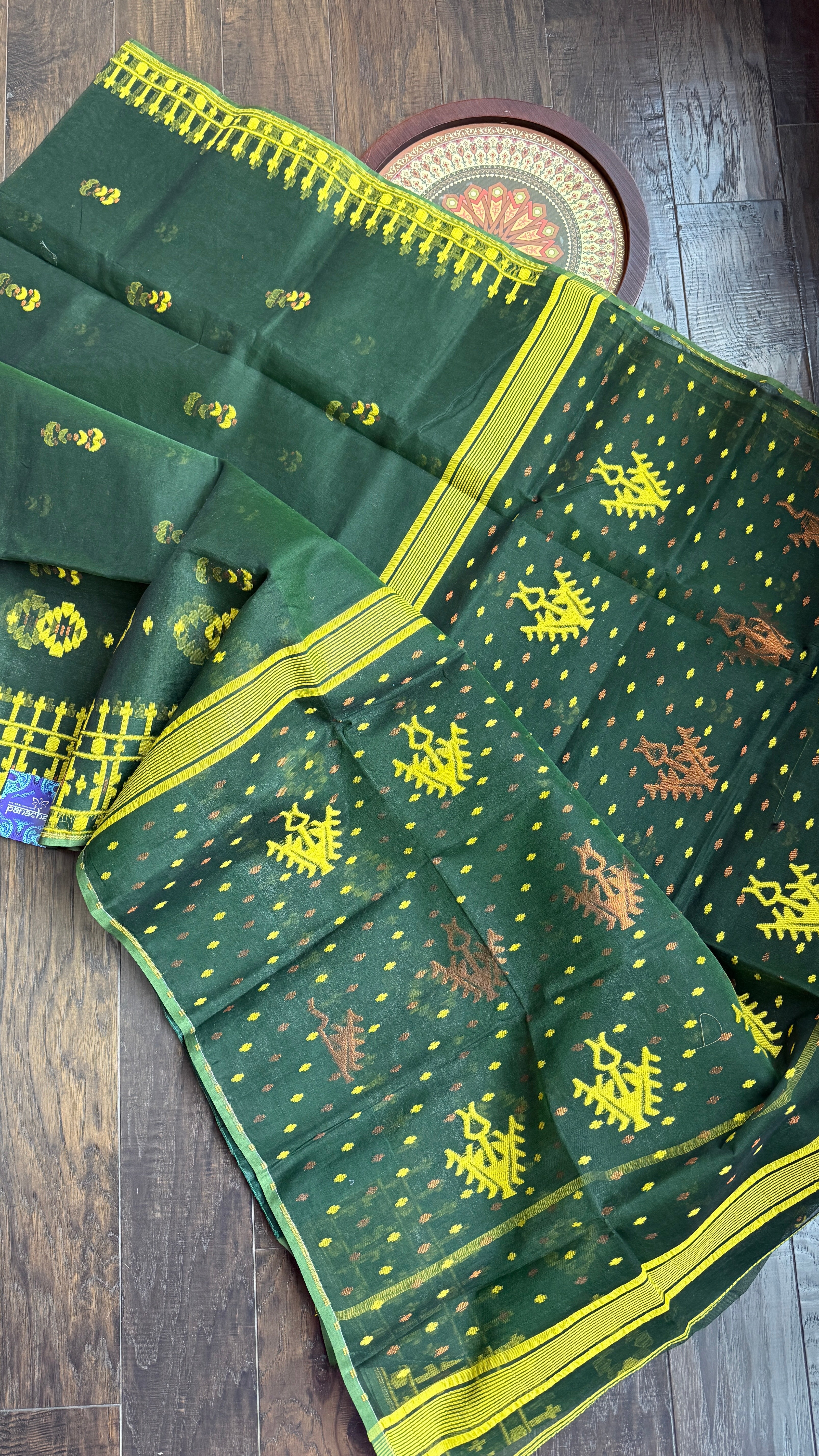 Dhakai Jamdani  - Dark Green