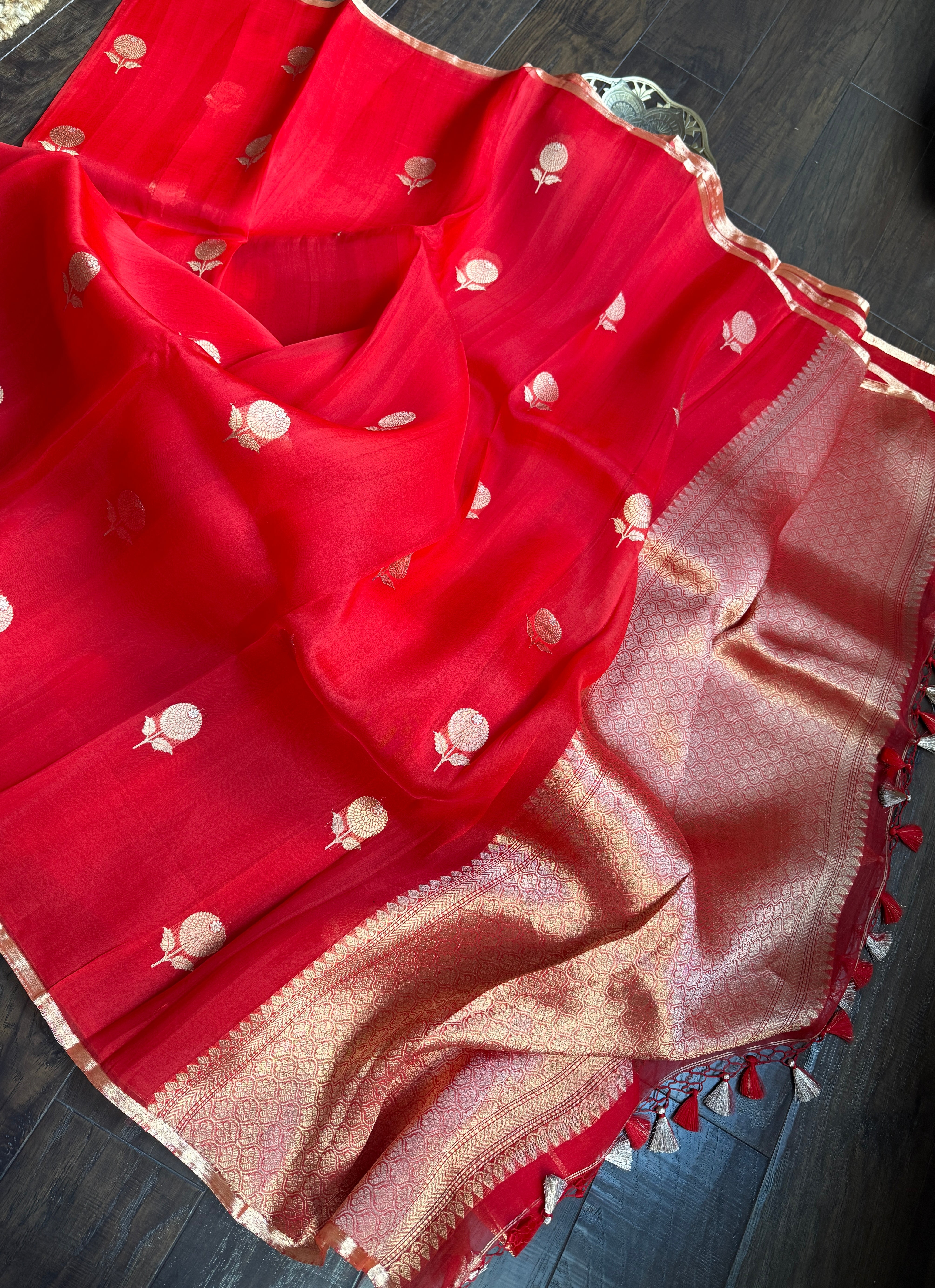 Kora Silk Banarasi - Red