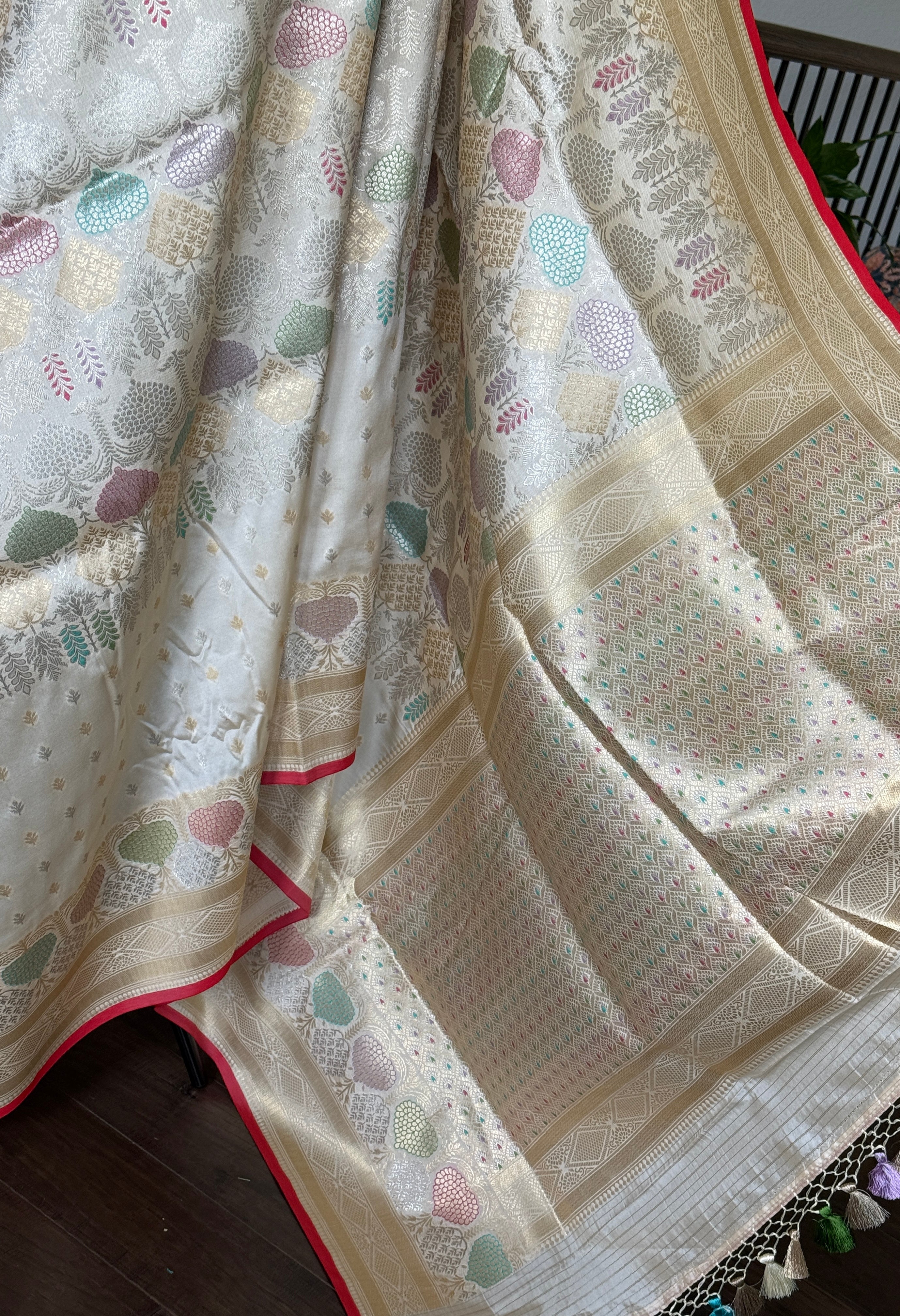 Soft Silk Banaras Brocade Saree - Beige