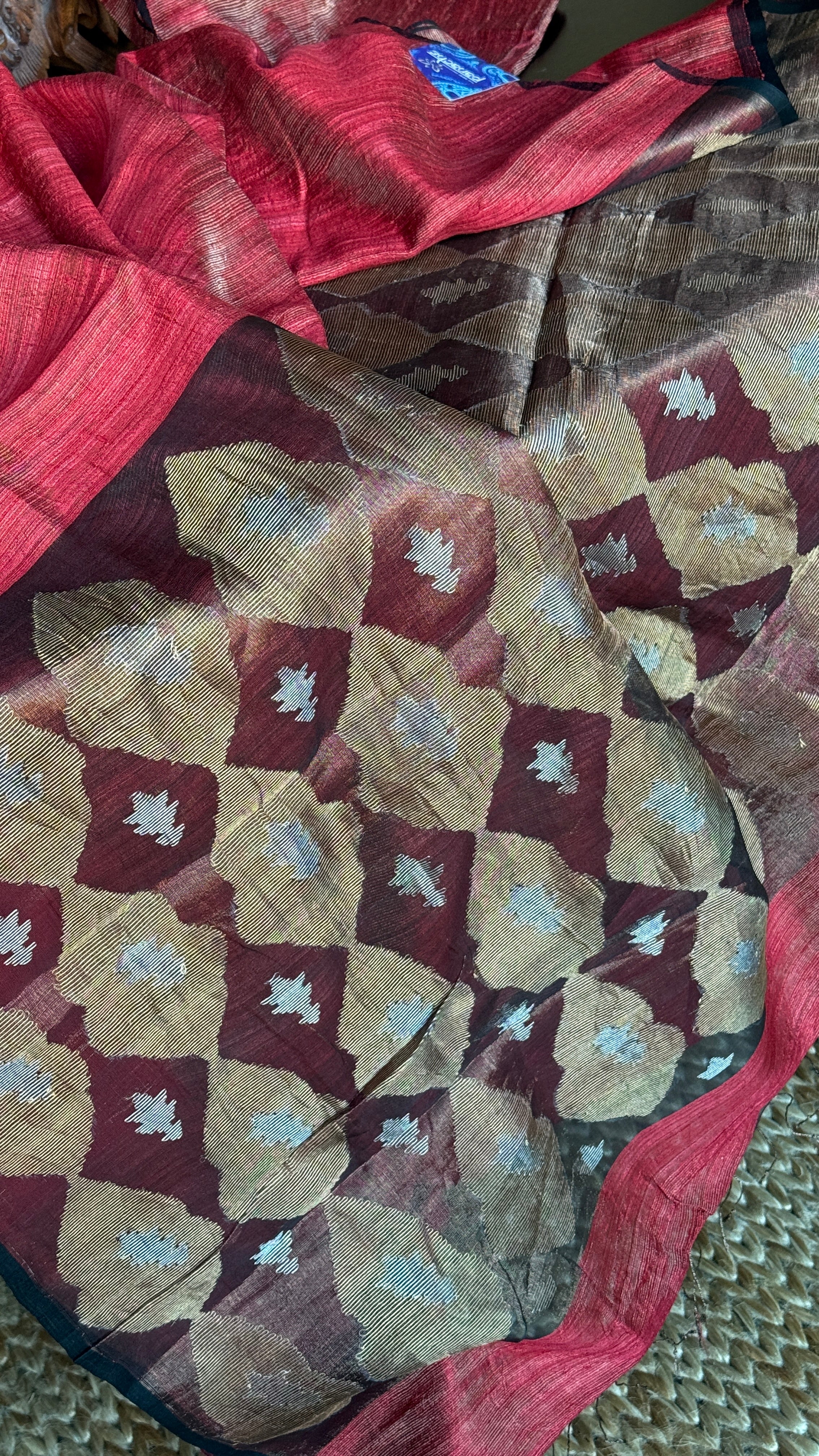 Pure Matka Silk - Red Muslin Jamdaani Palla
