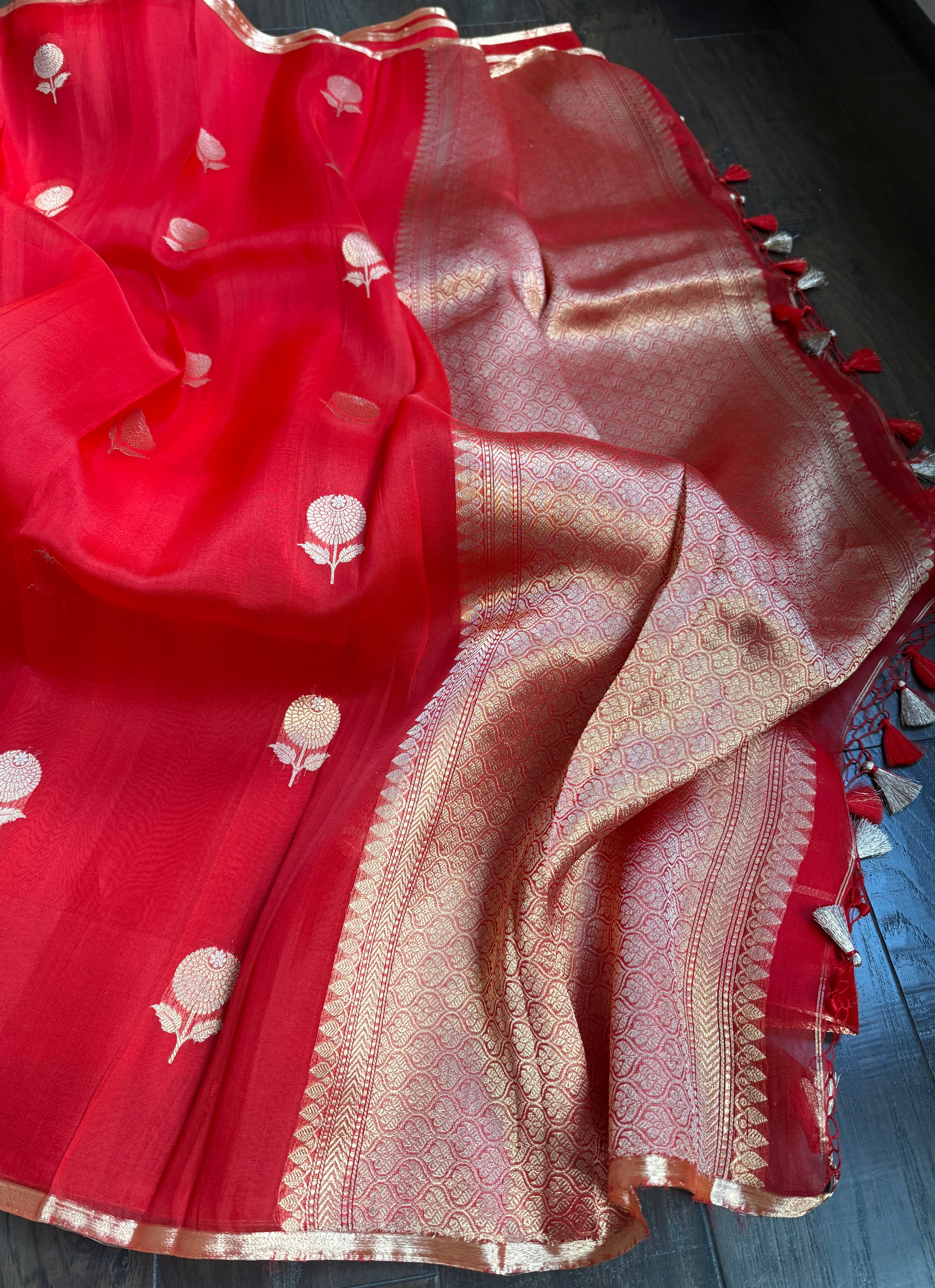 Kora Silk Banarasi - Red
