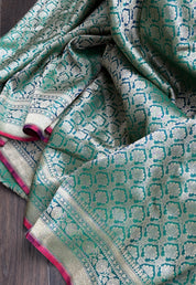 Pure Silk Katan Banarasi- Peocock Green Dual Shaded