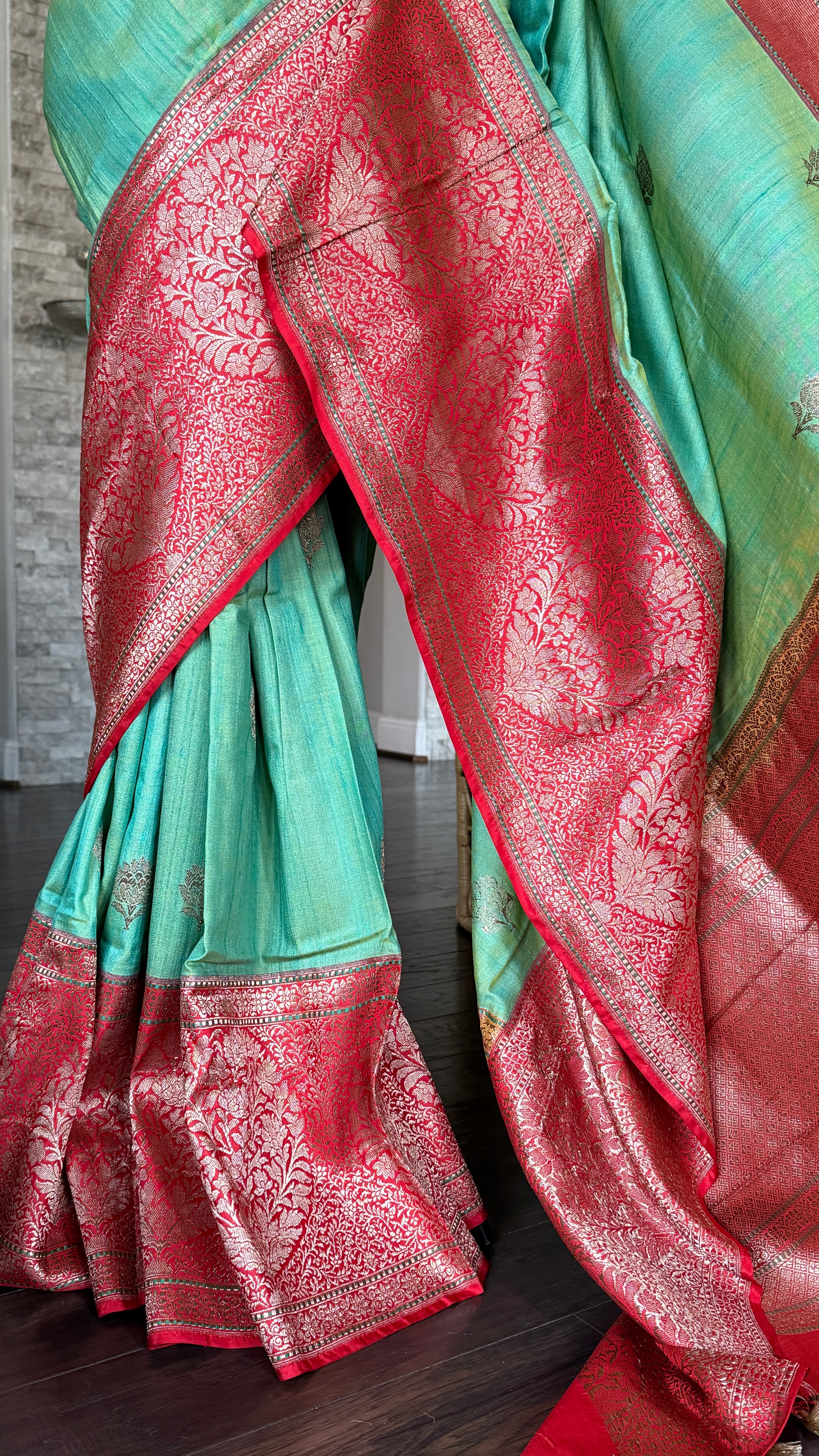Pure Tassur Silk Banarasi - Sea Green Red
