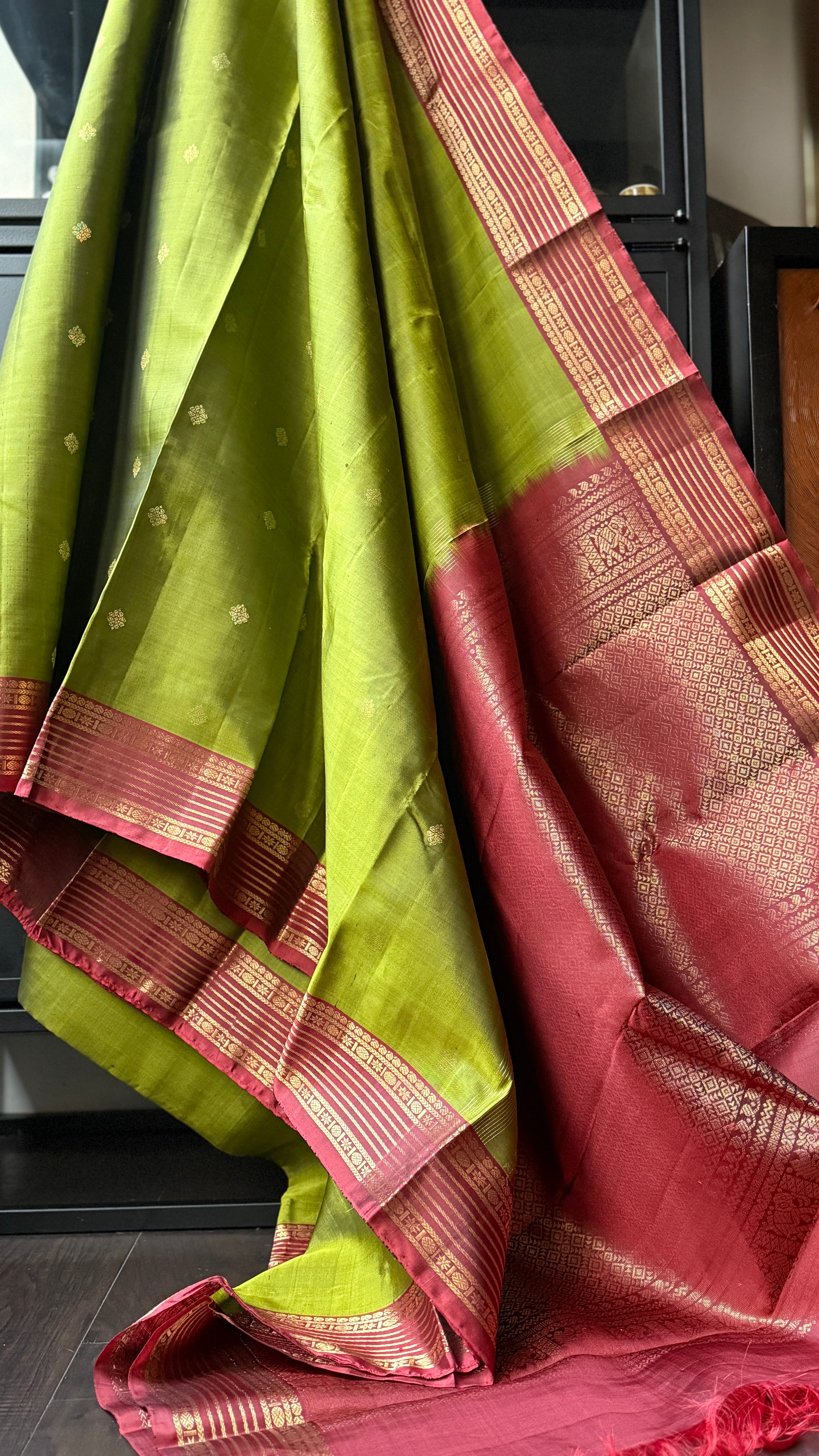 Pure Silk Kanjivaram - Green Maroon 2G Pure Zari