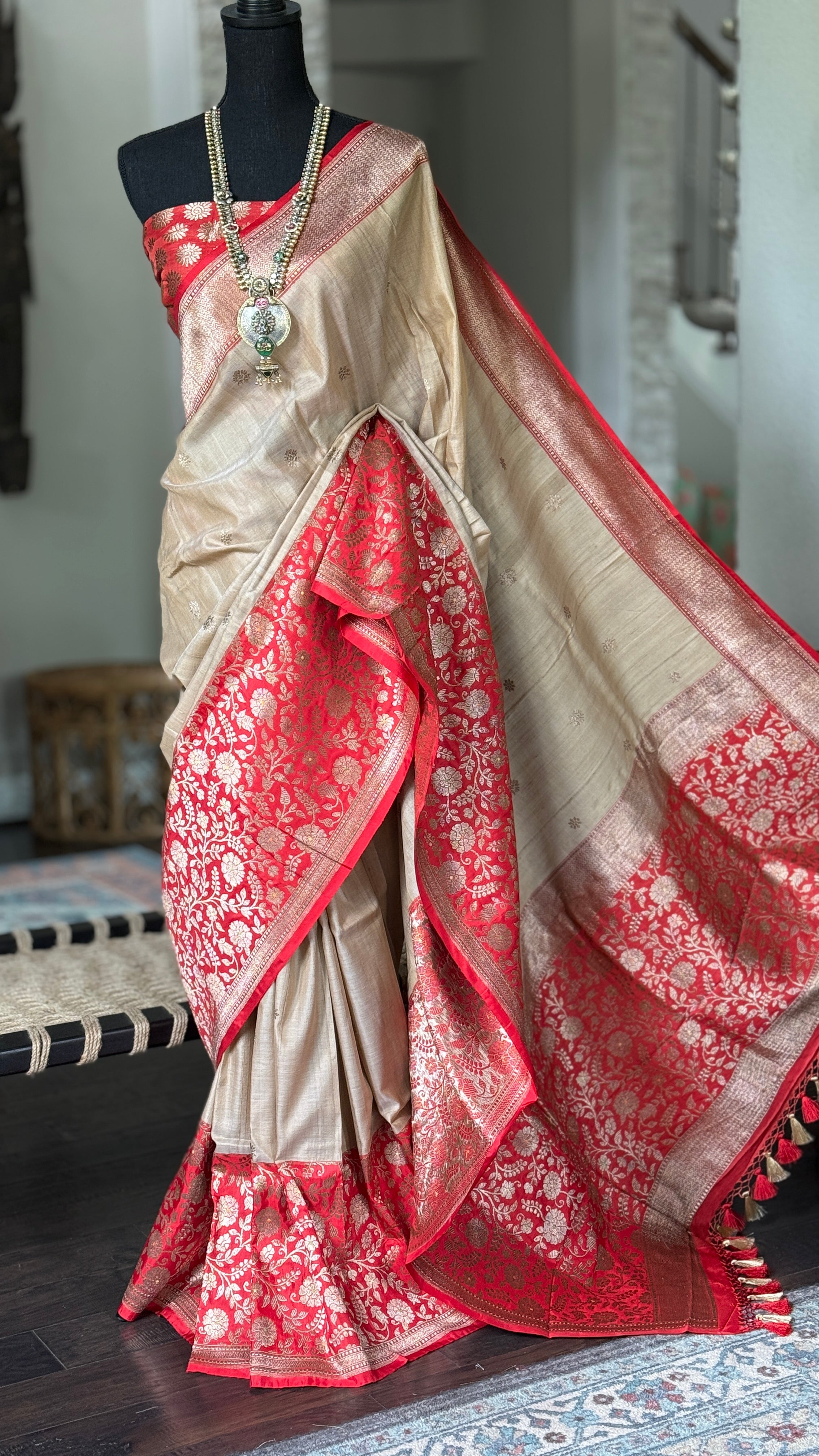 Pure Tassur Silk Banarasi - Beige Tan Red Meenakari