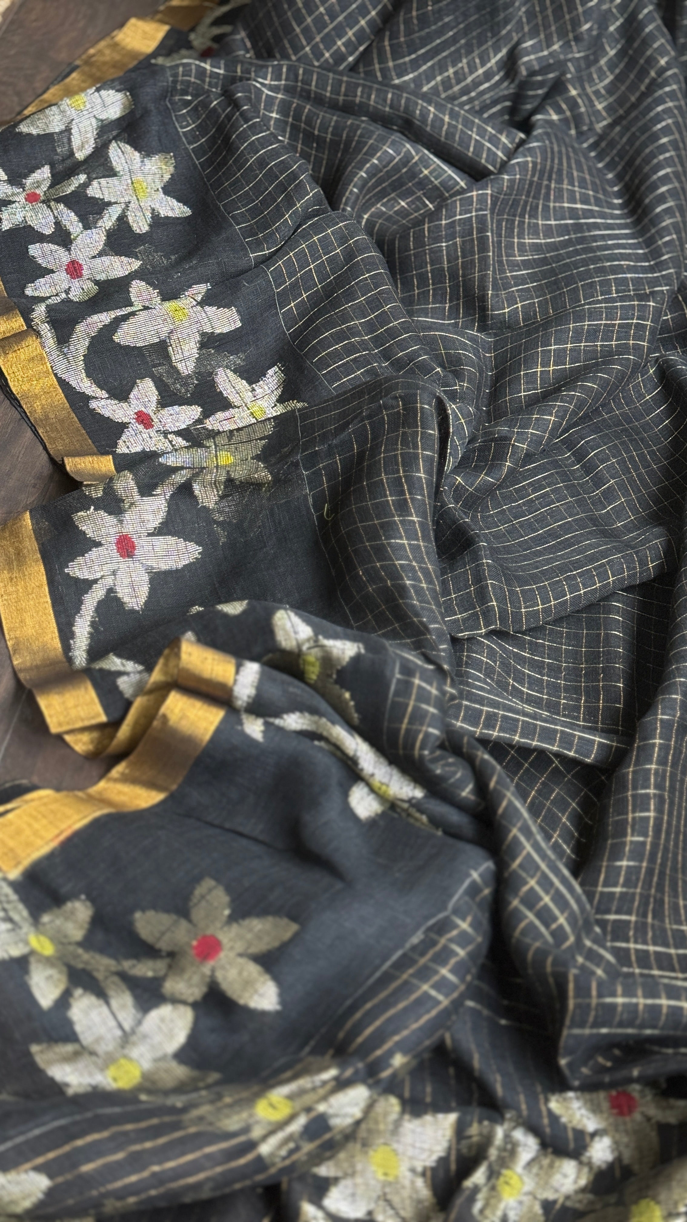 Linen Jamdaani - Black Zari Checkered