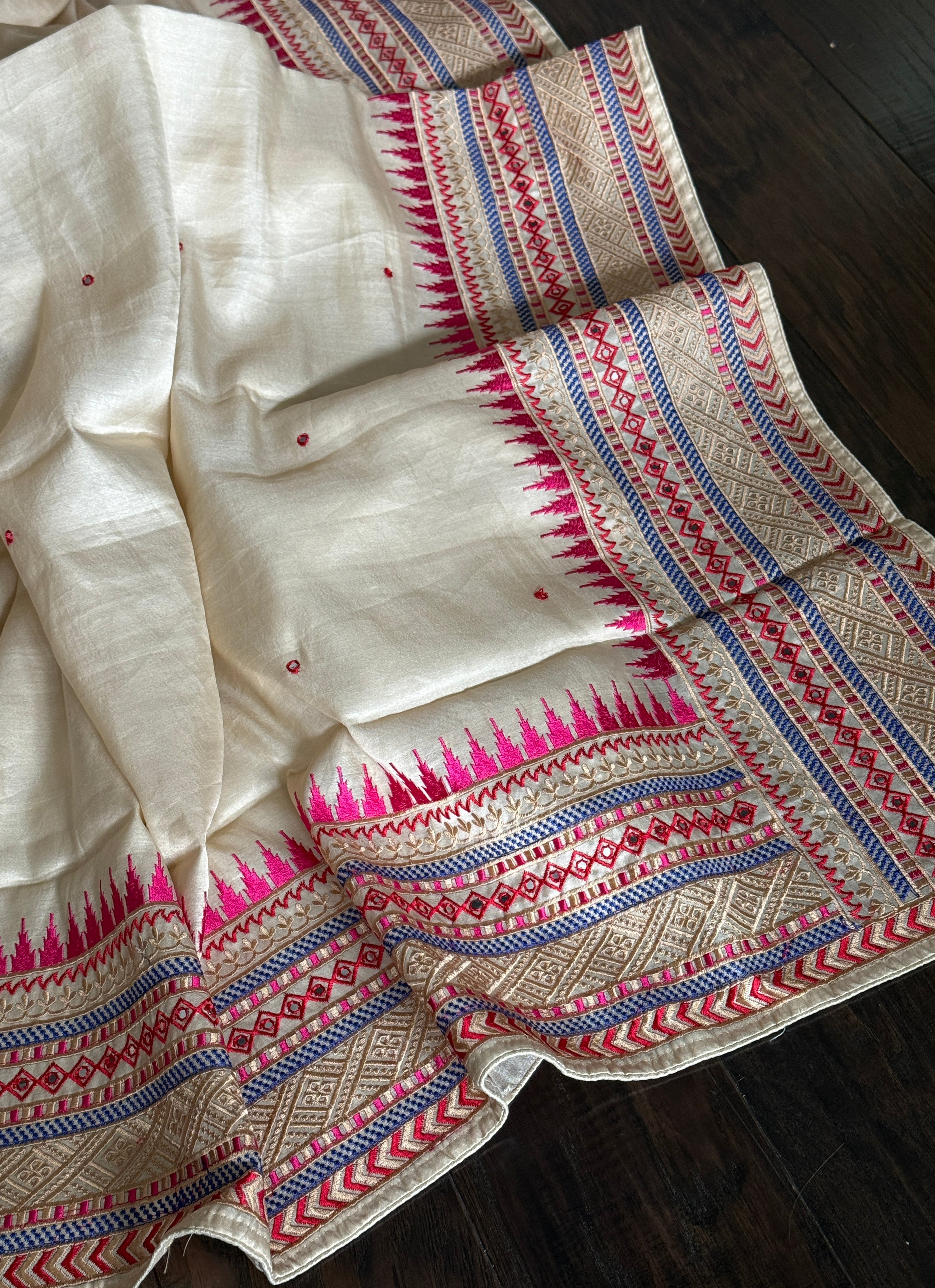 Soft Silk Kutch Embroidered - Cream