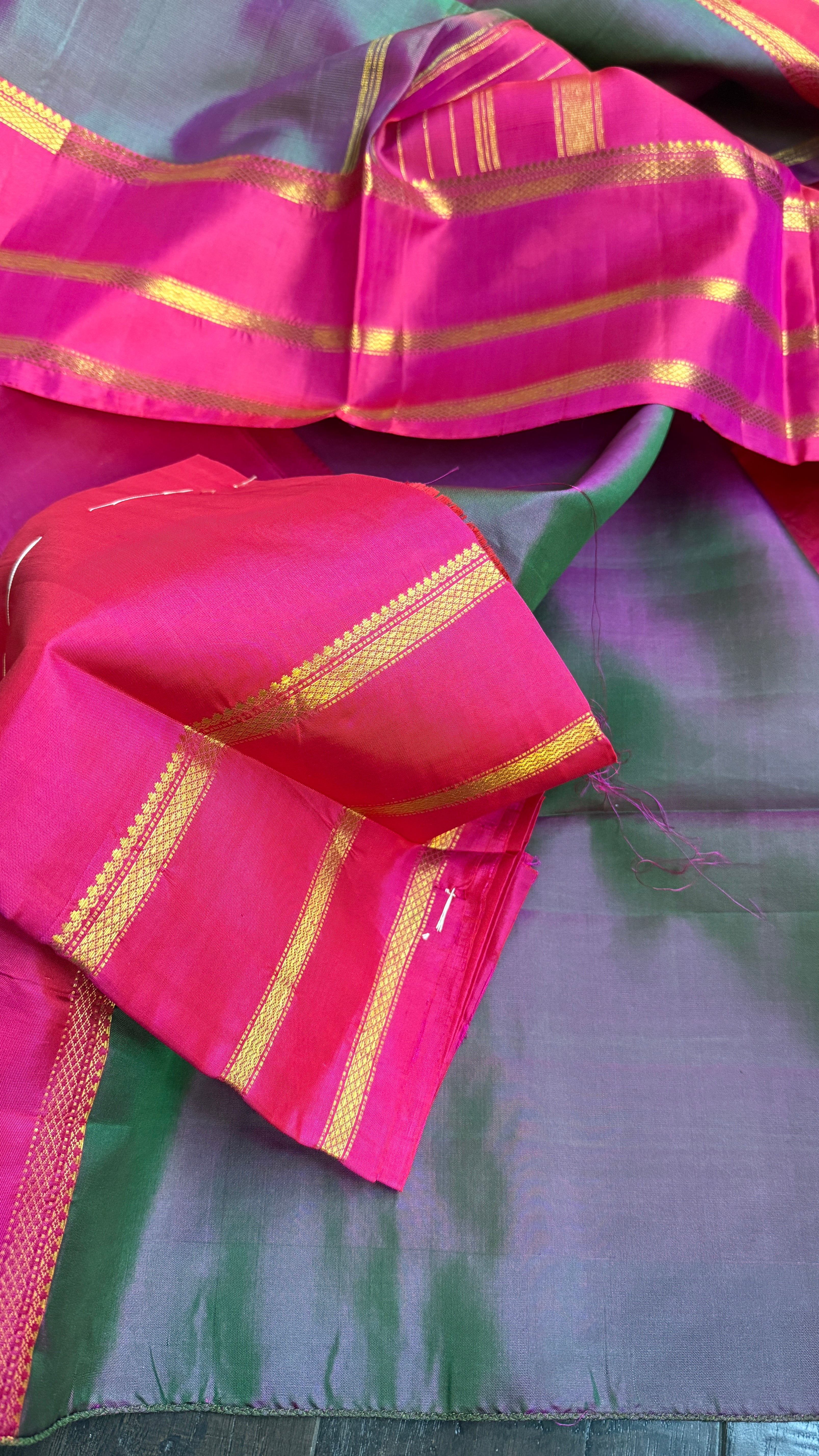 Pure Silk Kanjivaram - Purple Dual Tone