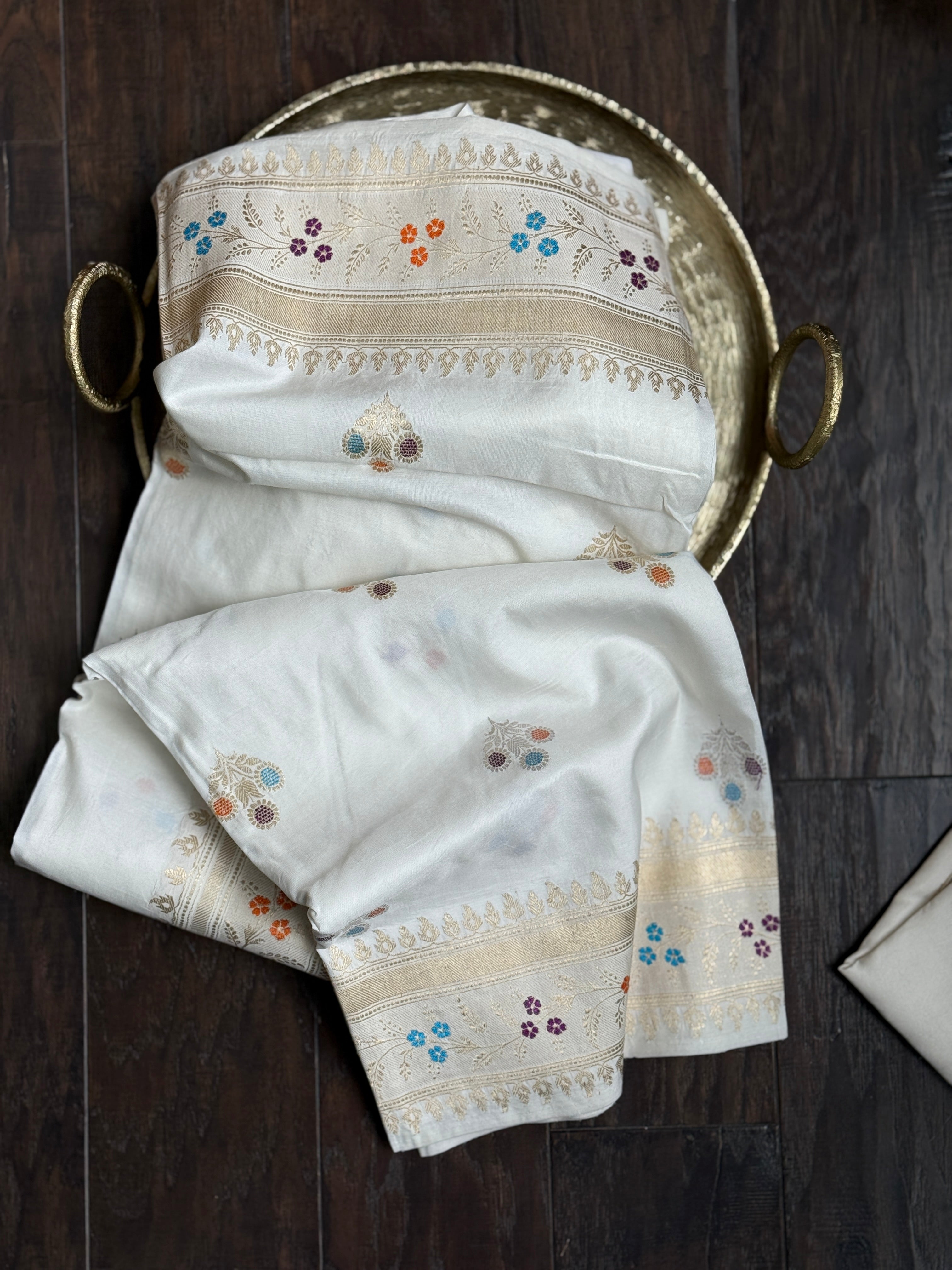 Pure Katan Silk Kadhua Banarasi - White antique Zari