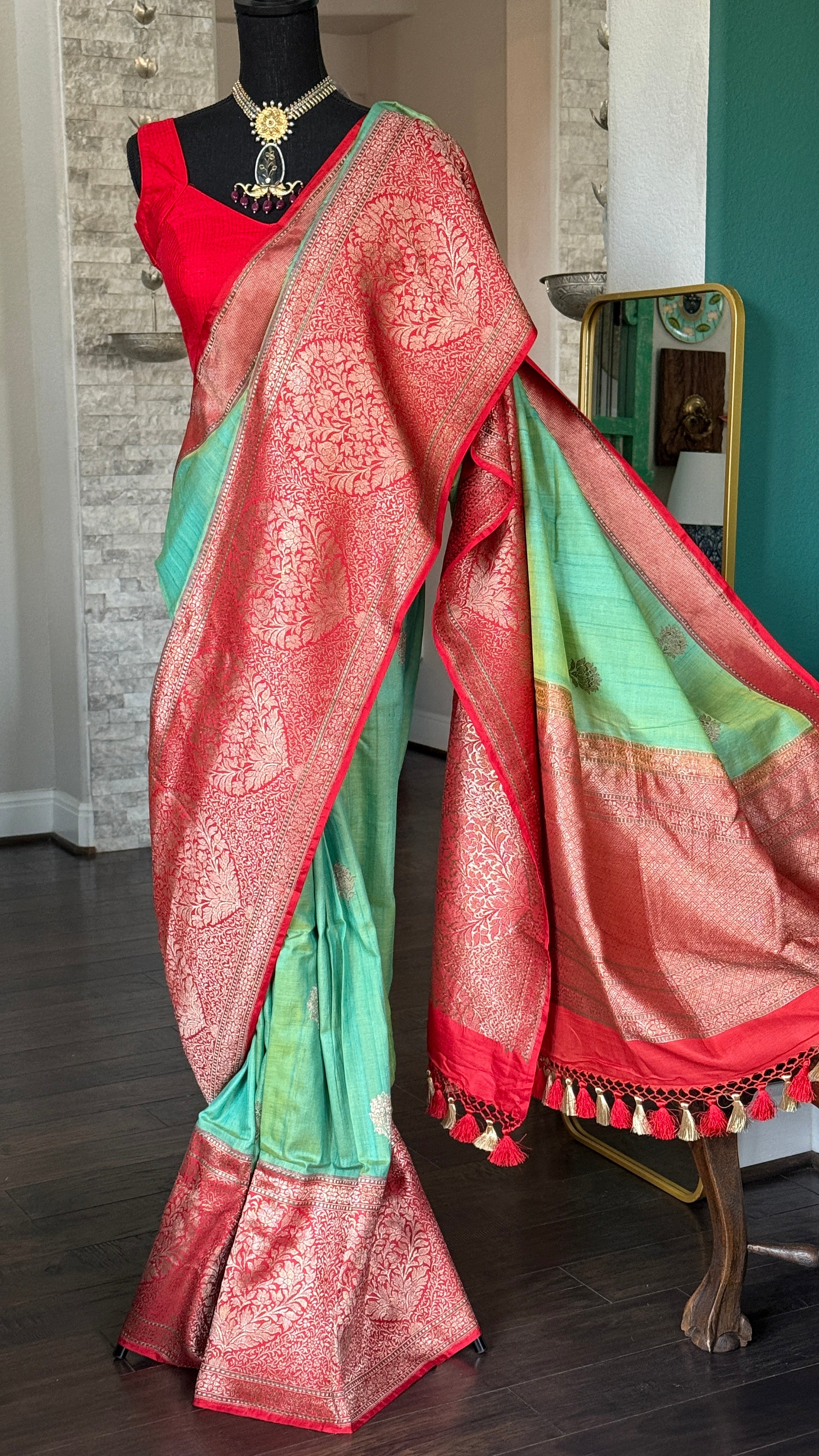 Pure Tassur Silk Banarasi - Sea Green Red