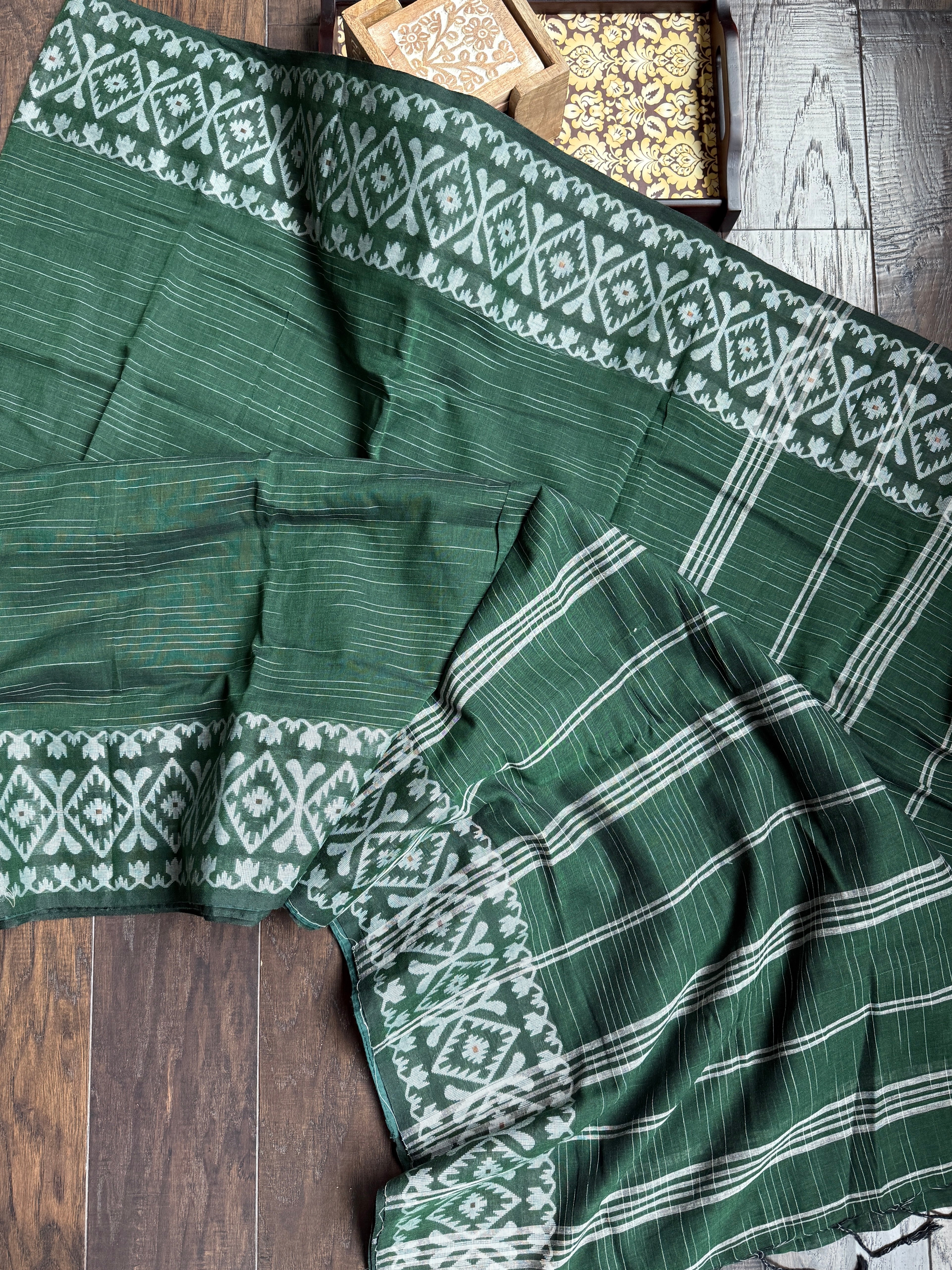 Khadi Cotton Jamdaani Soft - Green White Textured Woven
