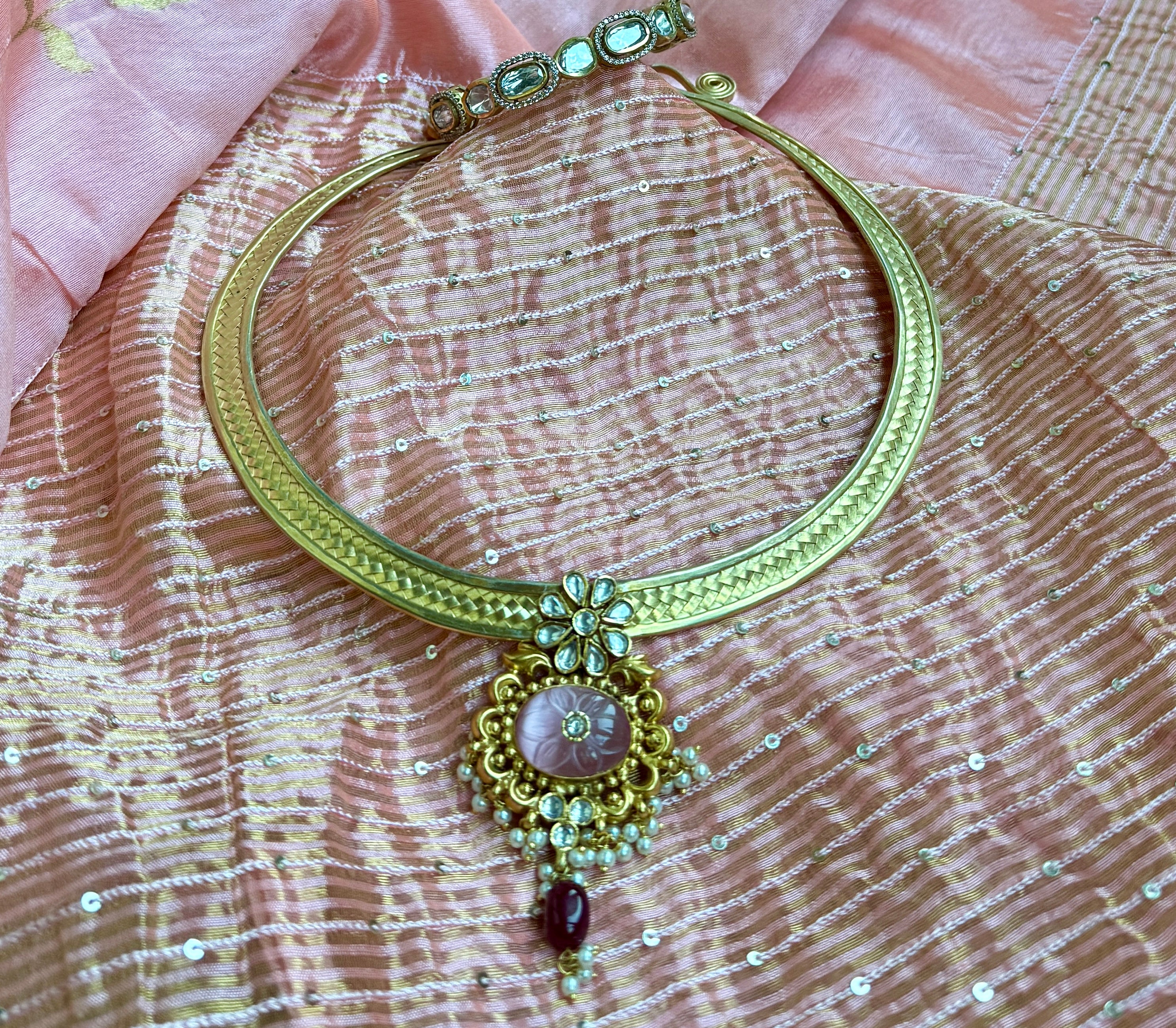 Silver Chitai 925 Hasli - Kundan  Pendant Gold Tone