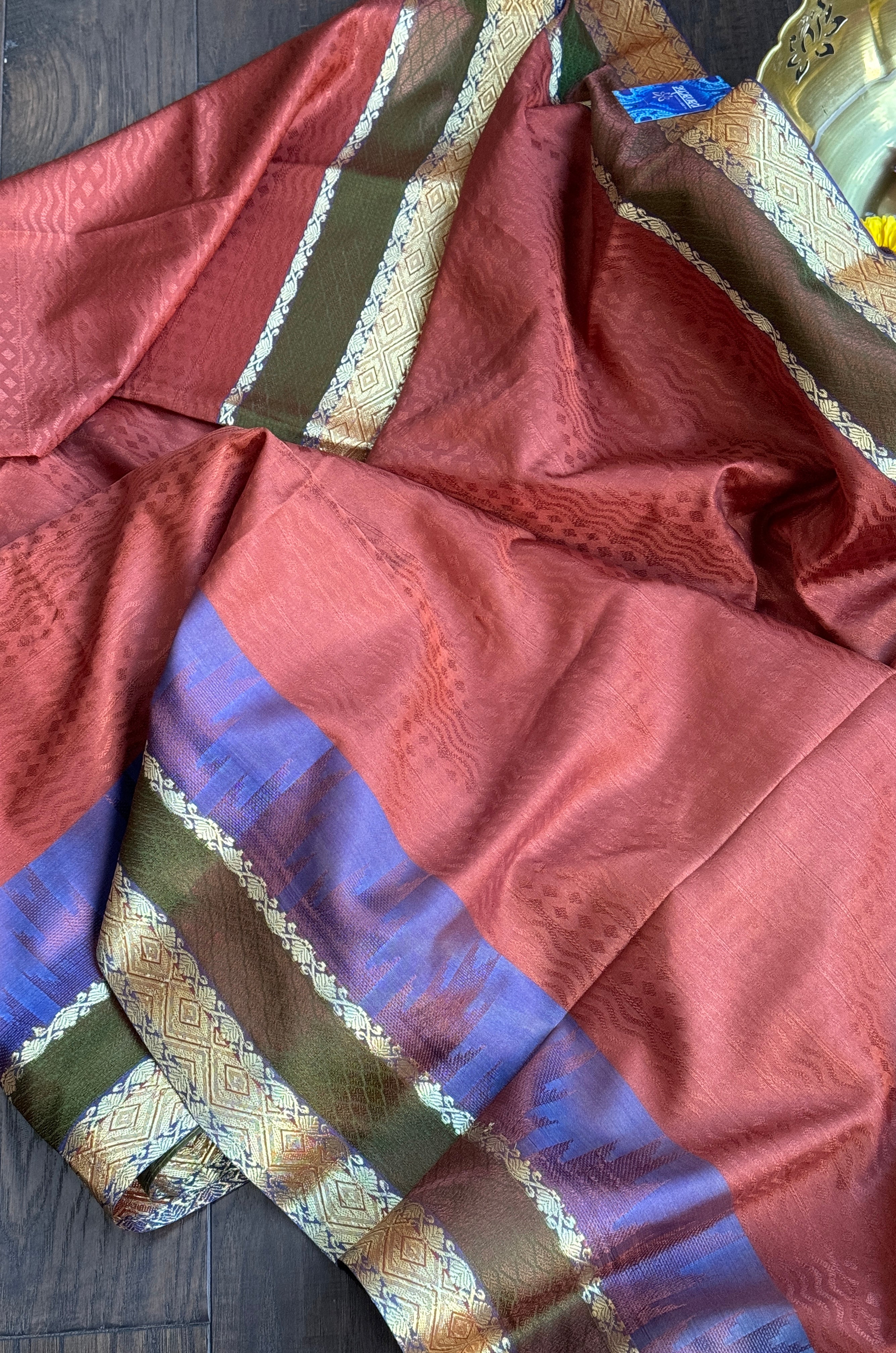 Soft Silk Kanjivaram - Rust Tanchoi Golden Zari