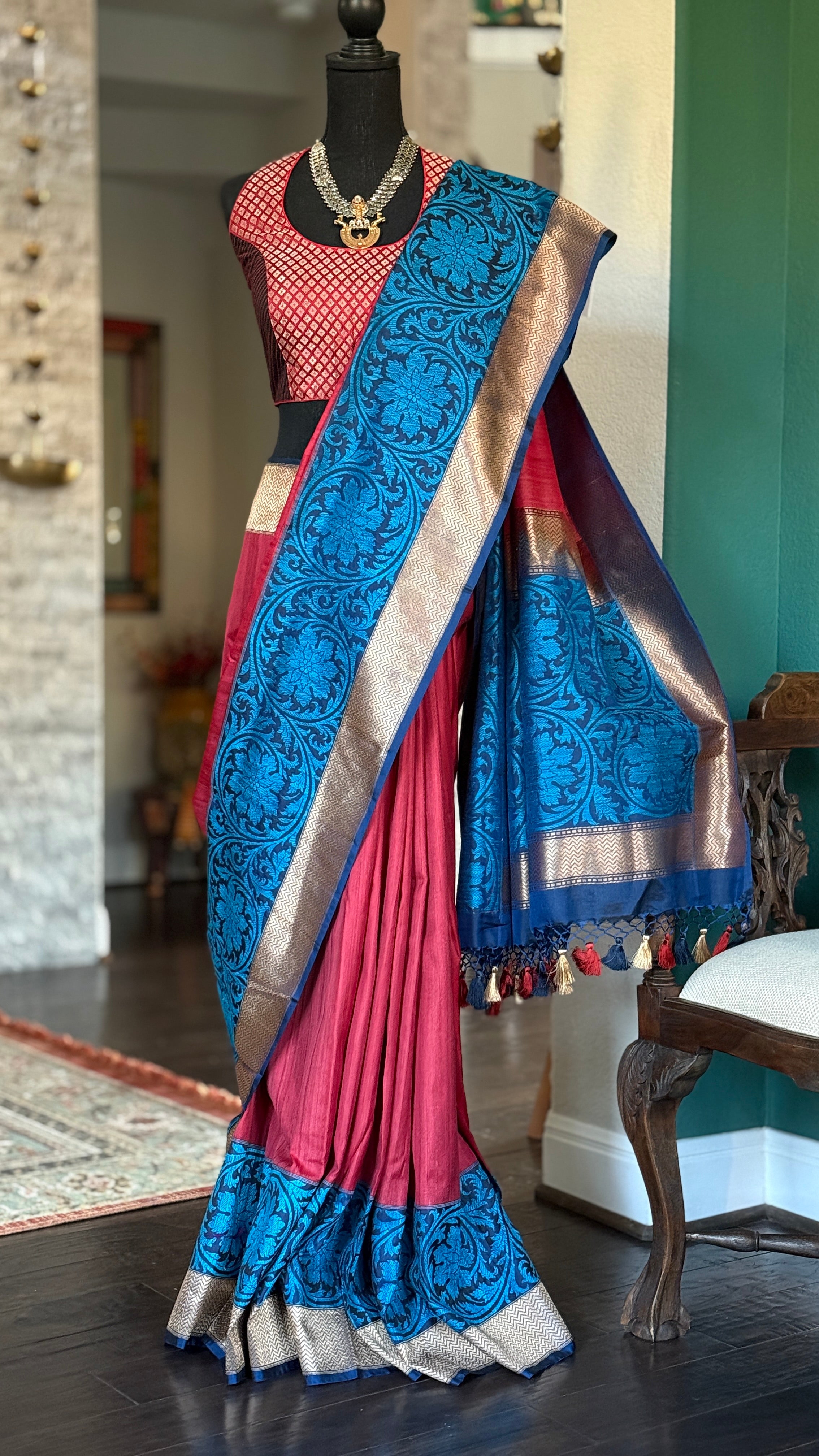 Tussar Silk Banarasi - Red Blue Kadwa