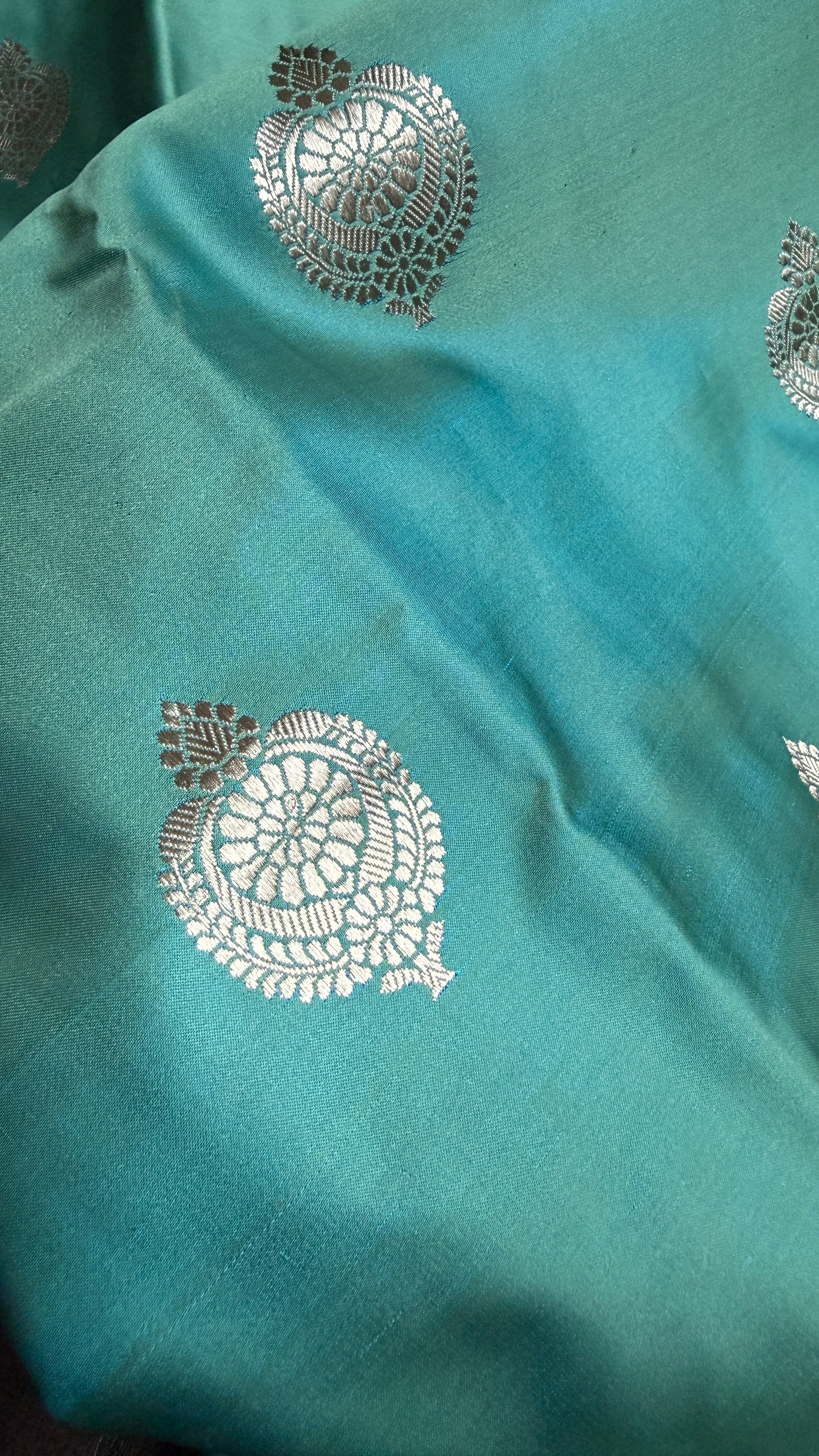 Pure Silk Mashru Borderless Banarasi- Sea Green Firozi Dual Tone