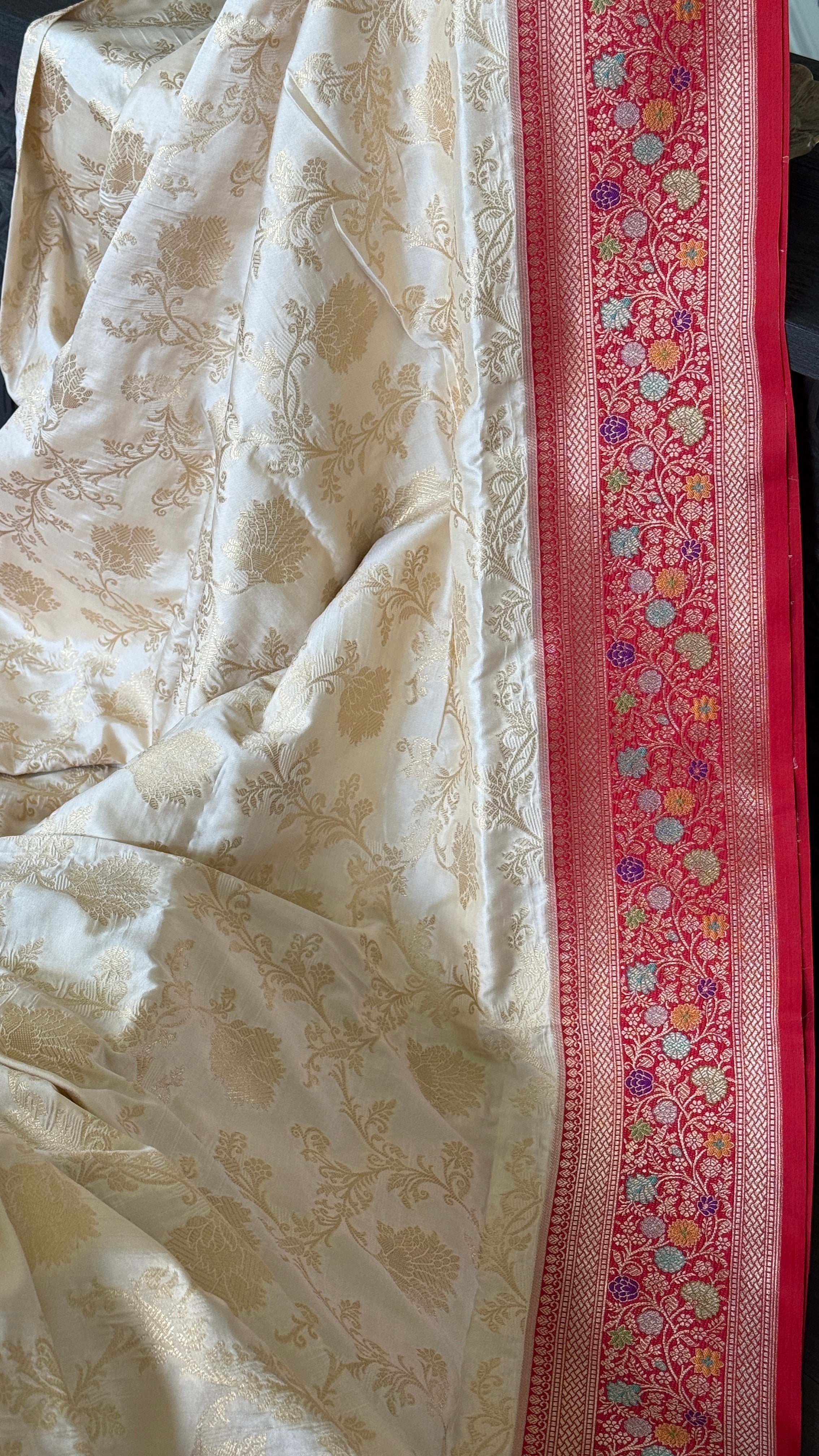 Soft Silk Banaras Saree - Cream Red