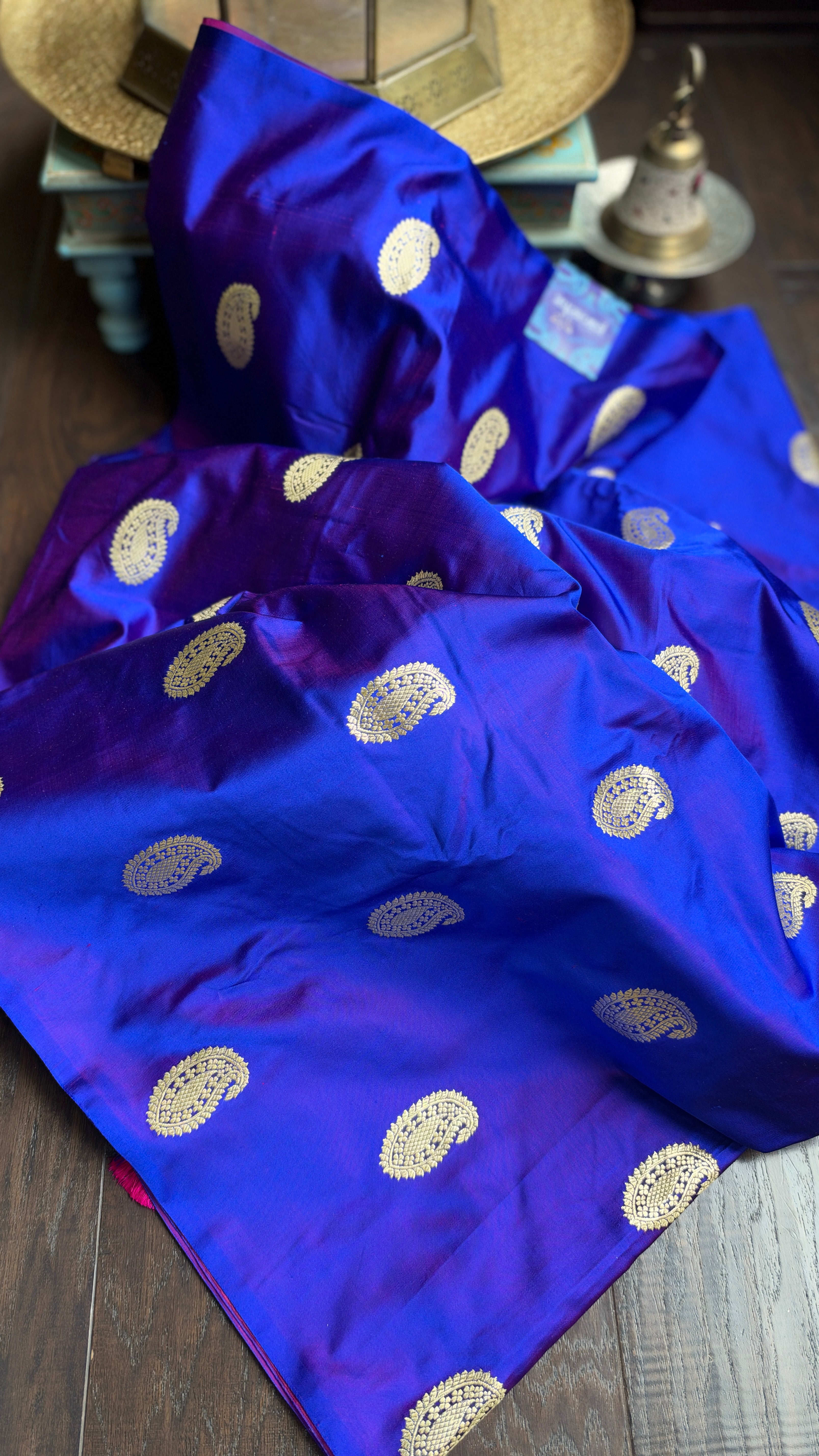 Pure Silk Mashru Borderless Banarasi- Blue Purple Dual Tone