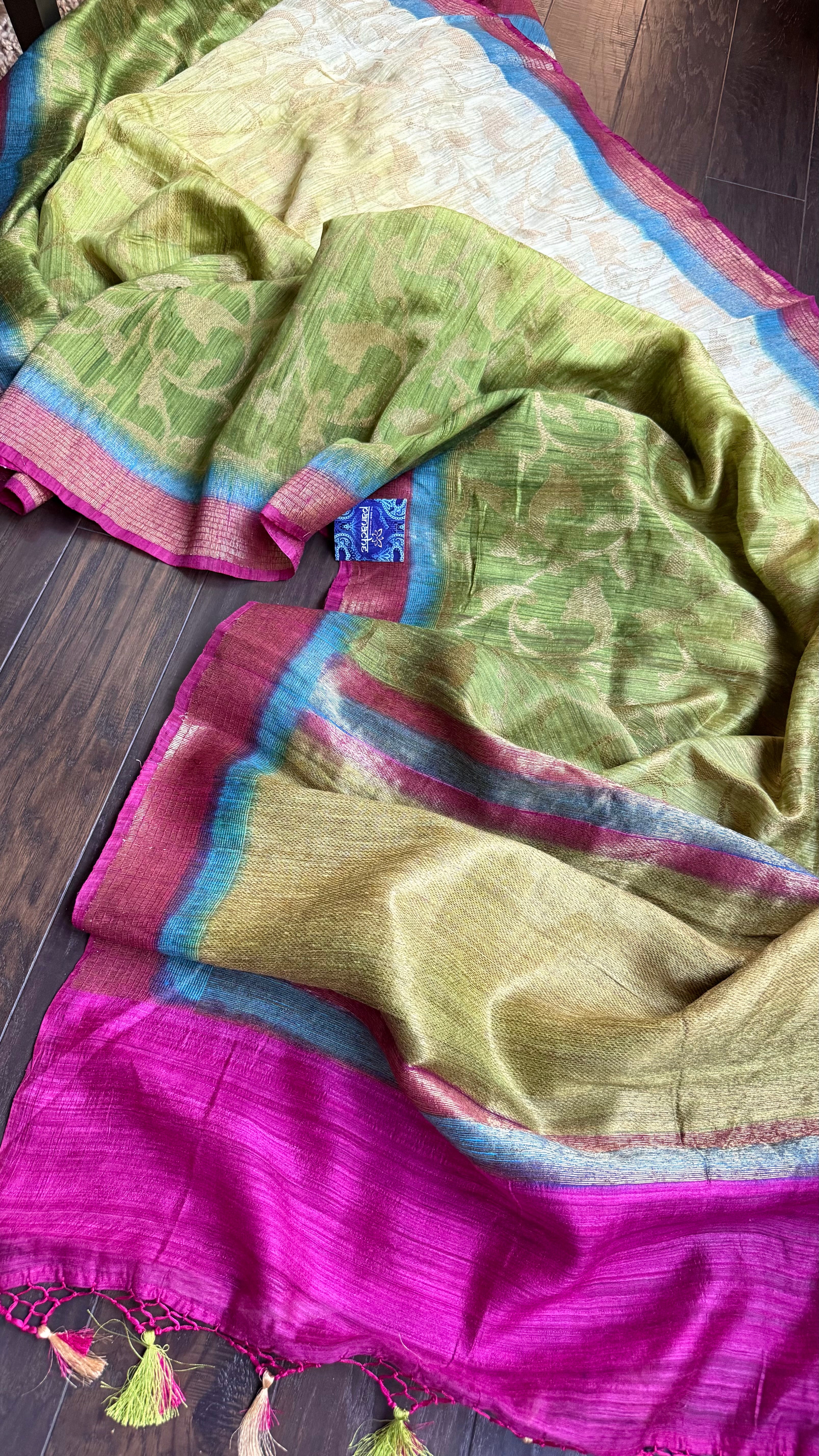 Gicha Tassur Silk Banarasi - Beige Green Shaded