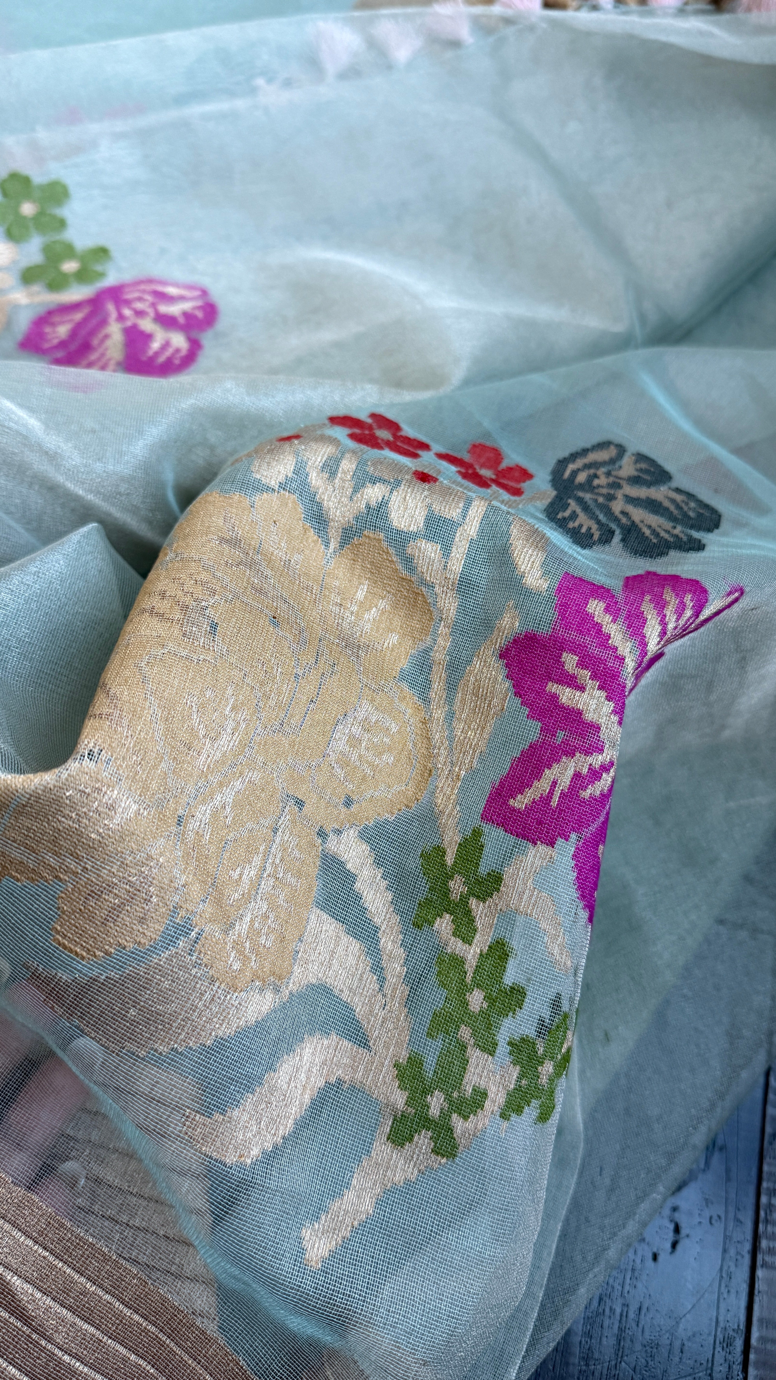 Handwoven Pure Tissue Net Organza Silk Saree with Zari Border & Multicolor Floral Motifs – Lightweight Festive Wear | Ships from USA