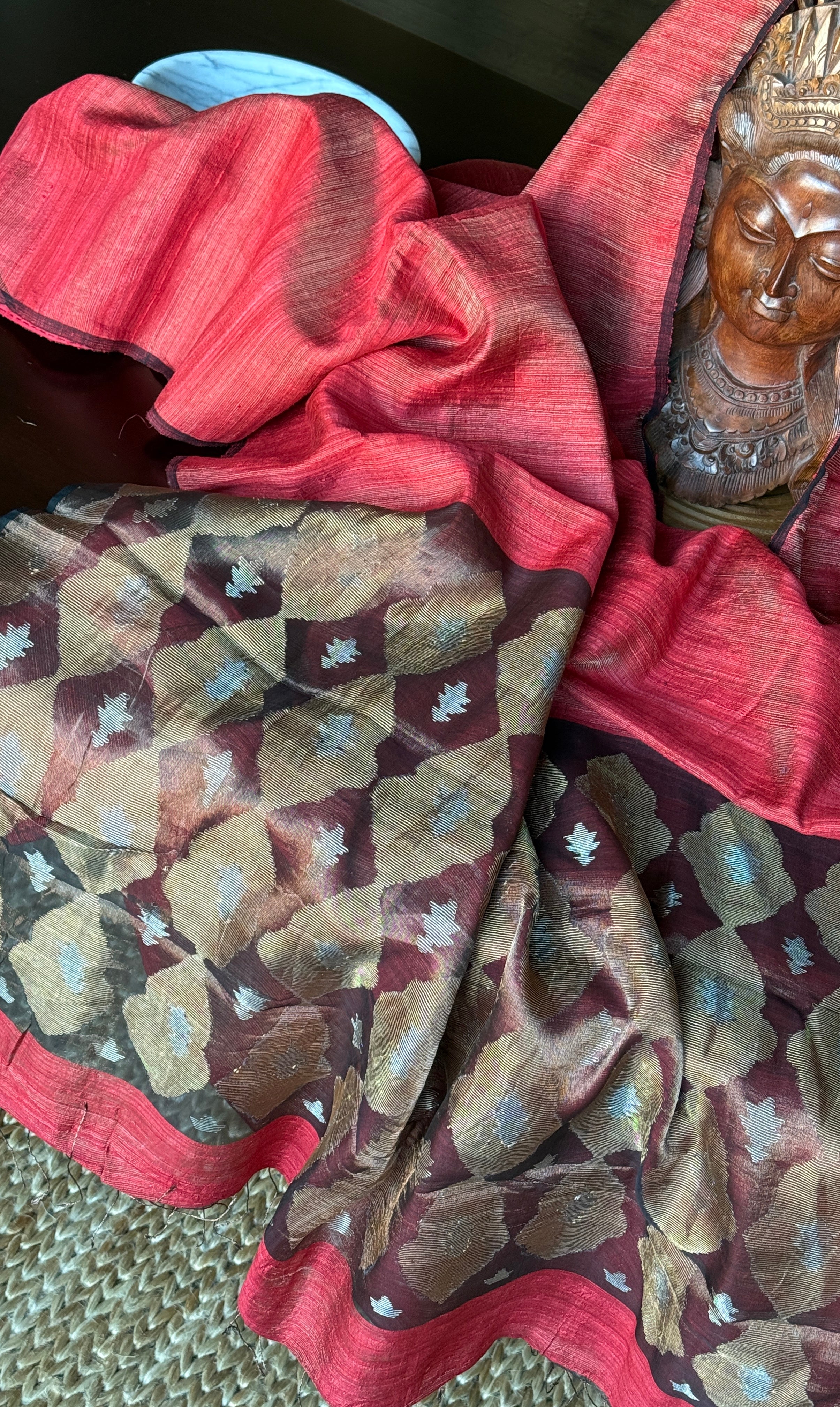 Pure Matka Silk - Red Muslin Jamdaani Palla