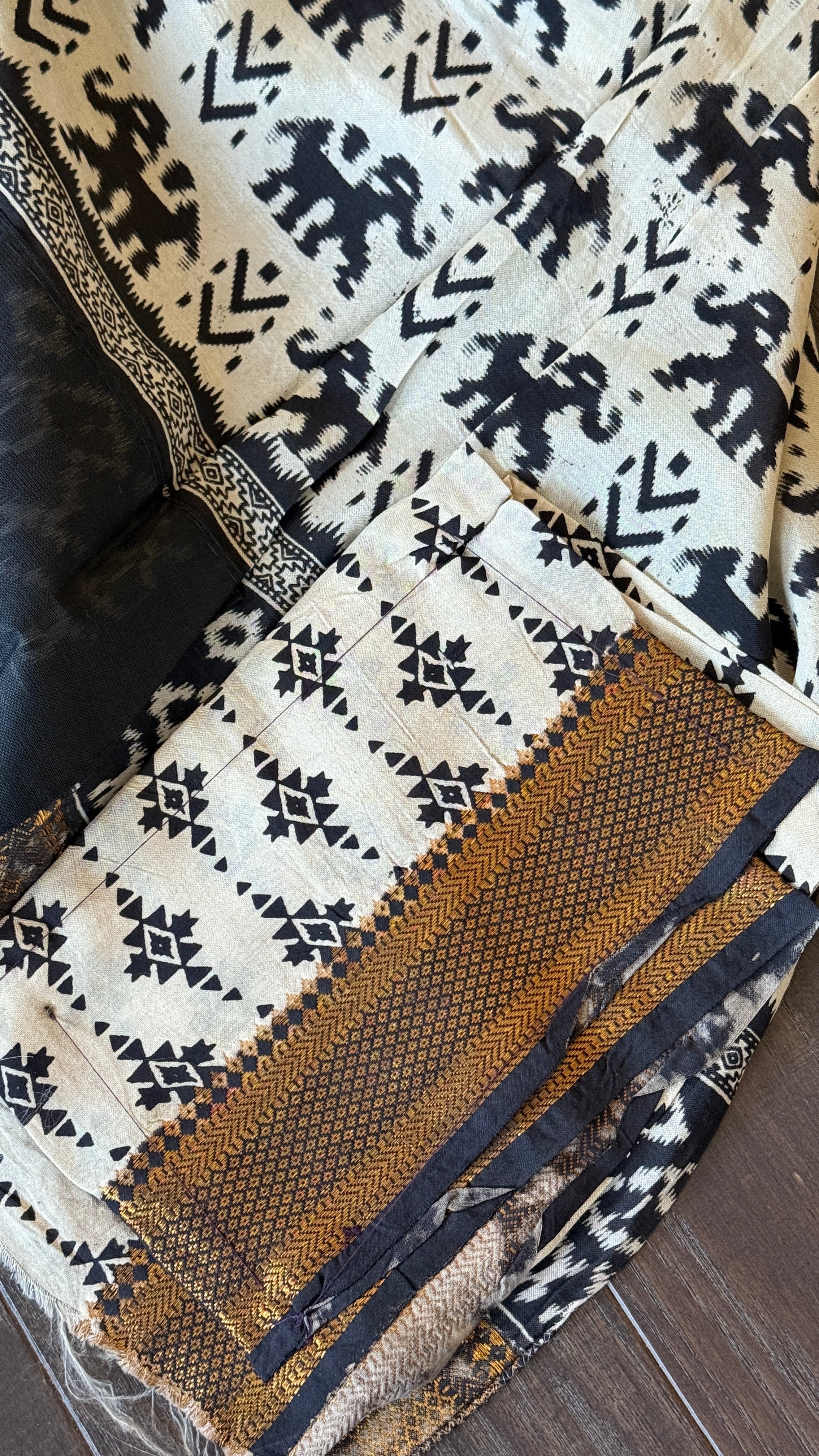 Chinori Silk Kalamkari  - Dusty white Black Elephant