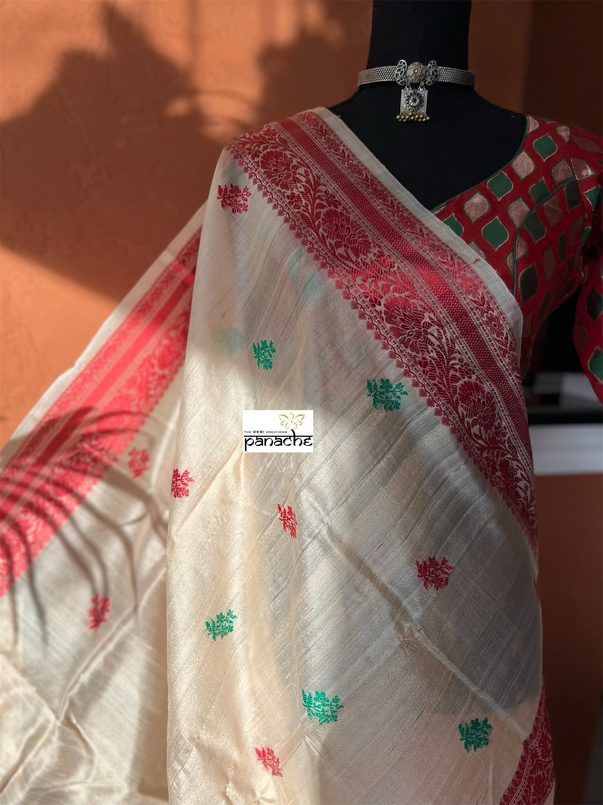 Tussar Silk Banarasi - Beige Red Green