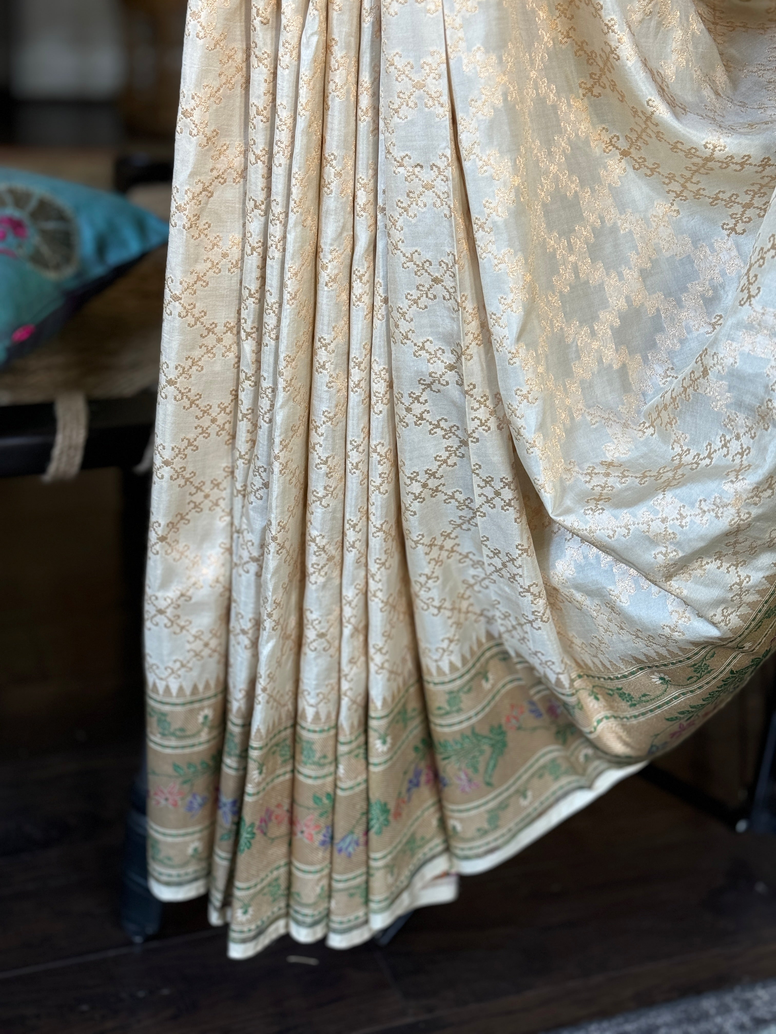 Pure Silk Katan Tilfi Banarasi- Cream Green