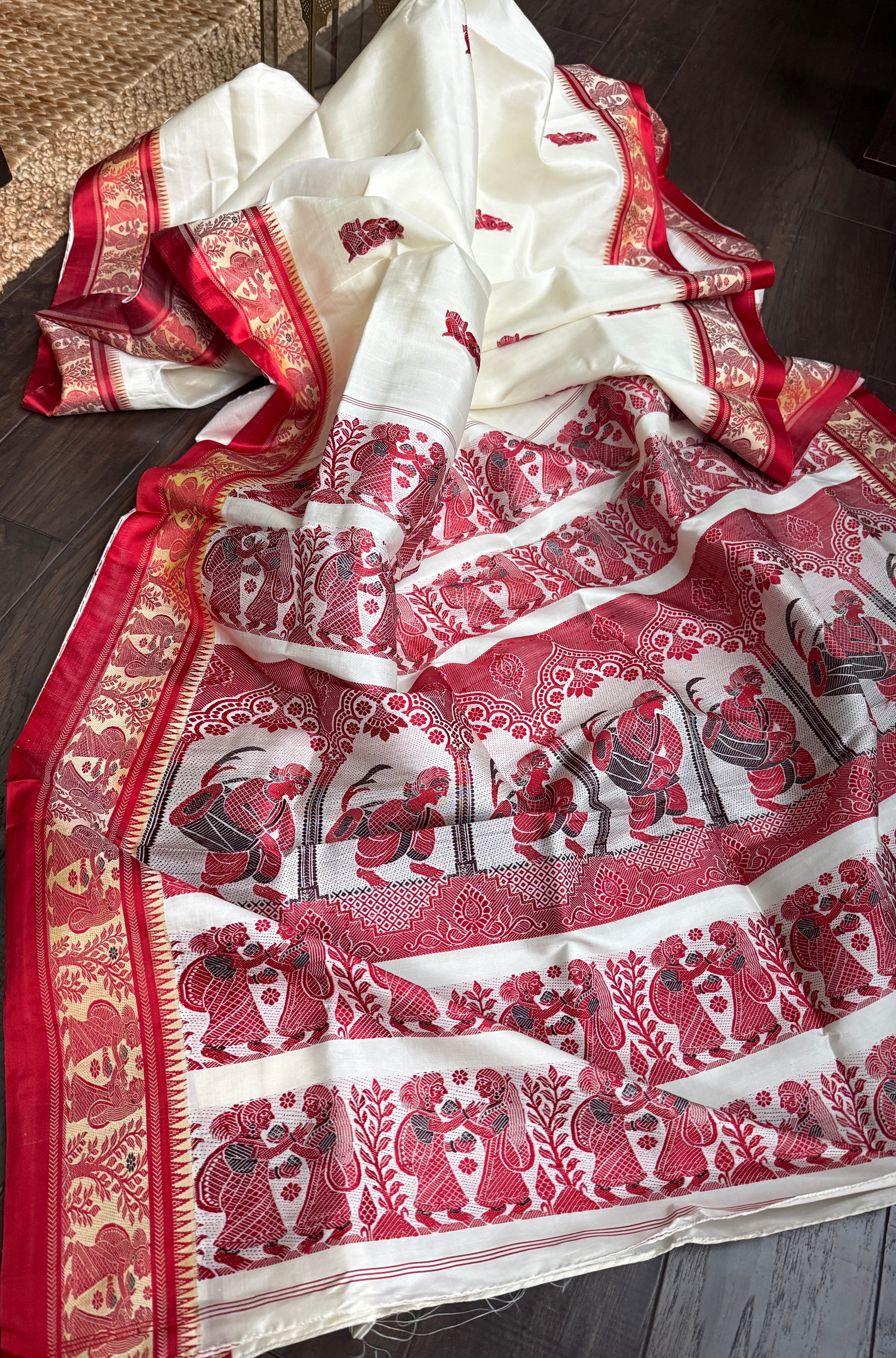 Pure Garad Silk- Off-White Red