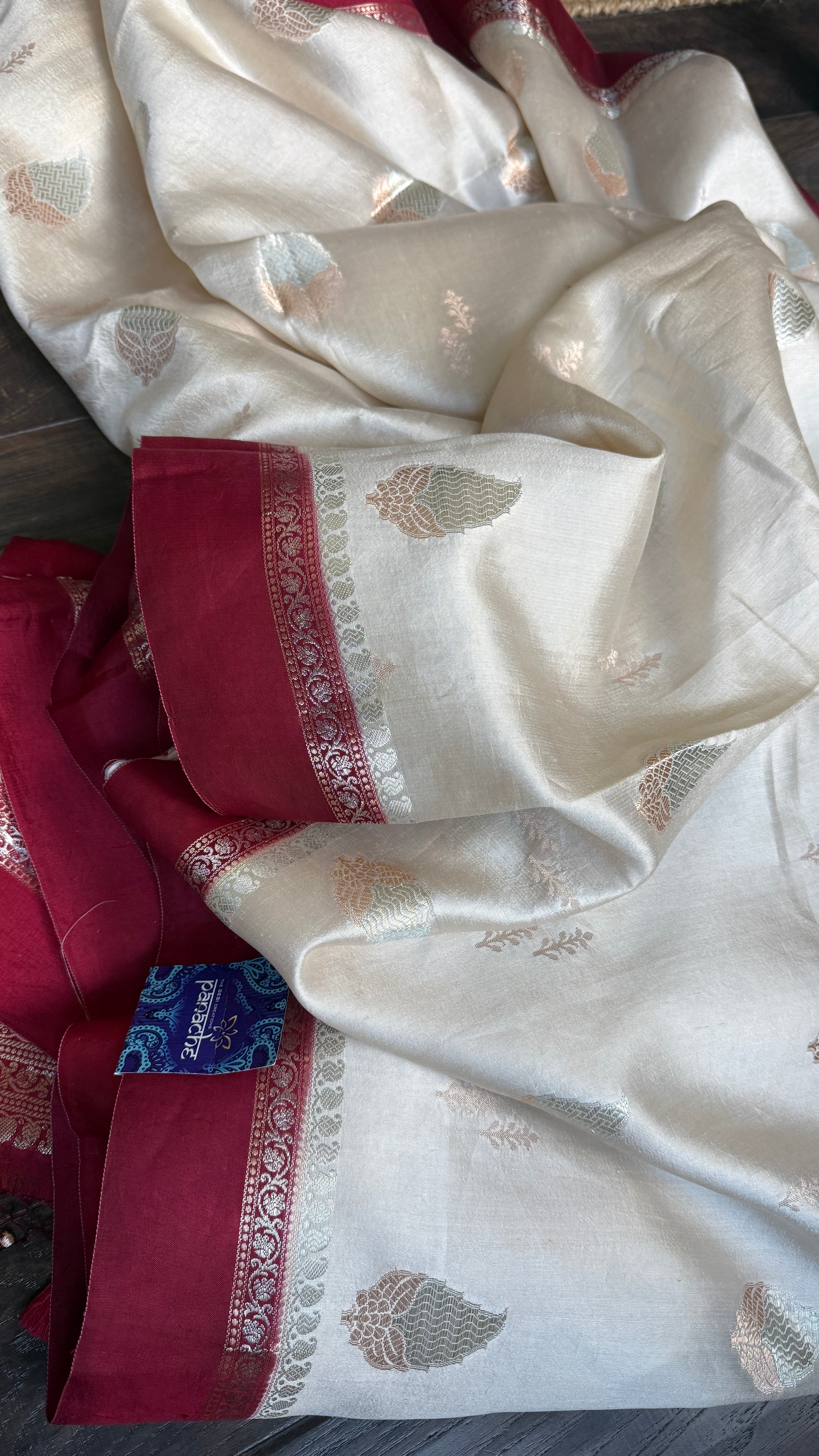 Chiniya Silk Banarasi - Cream Maroon Woven