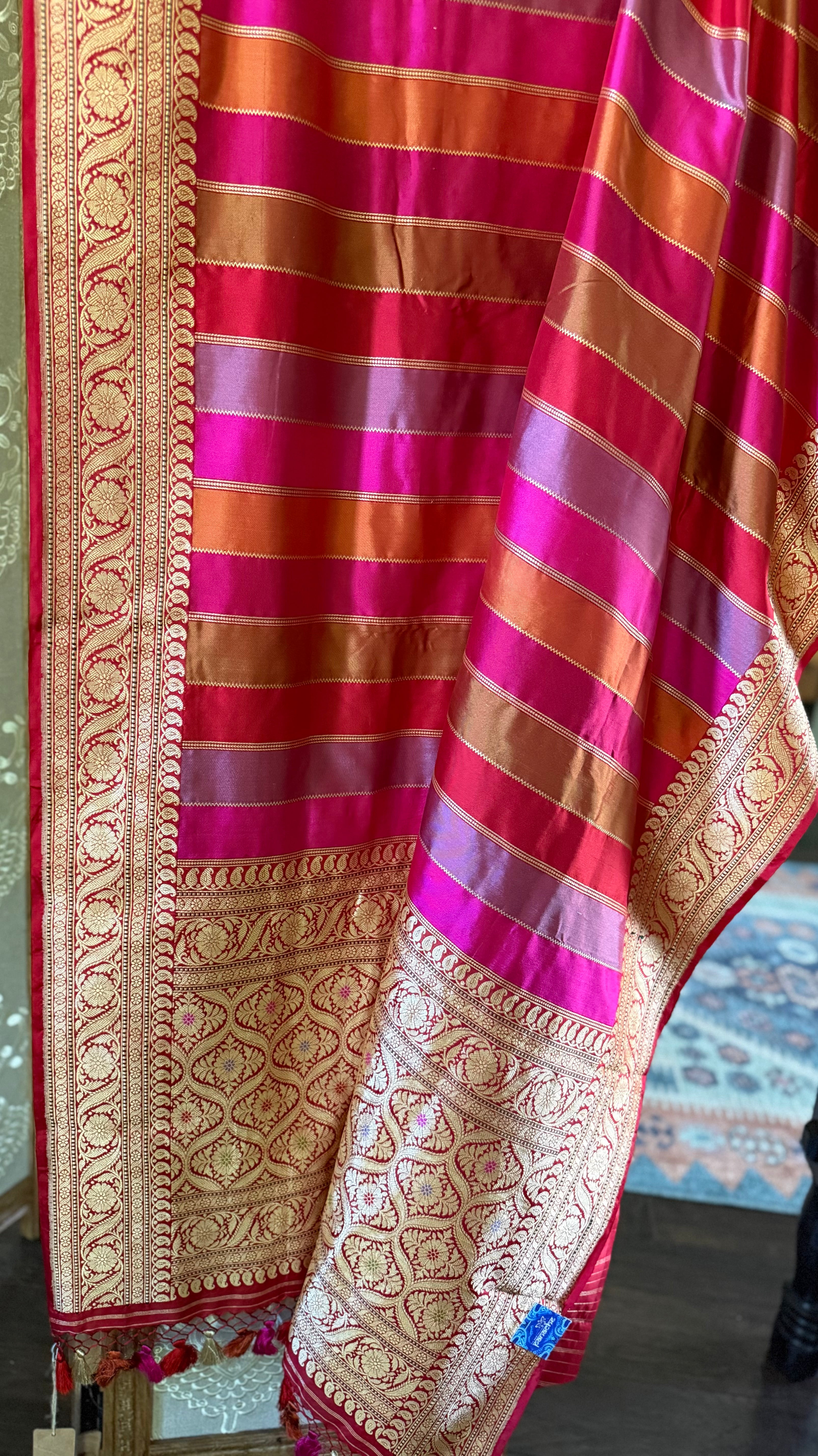Pure Silk Rangkat Banarasi - Pink Red Multi shaded Kadwa