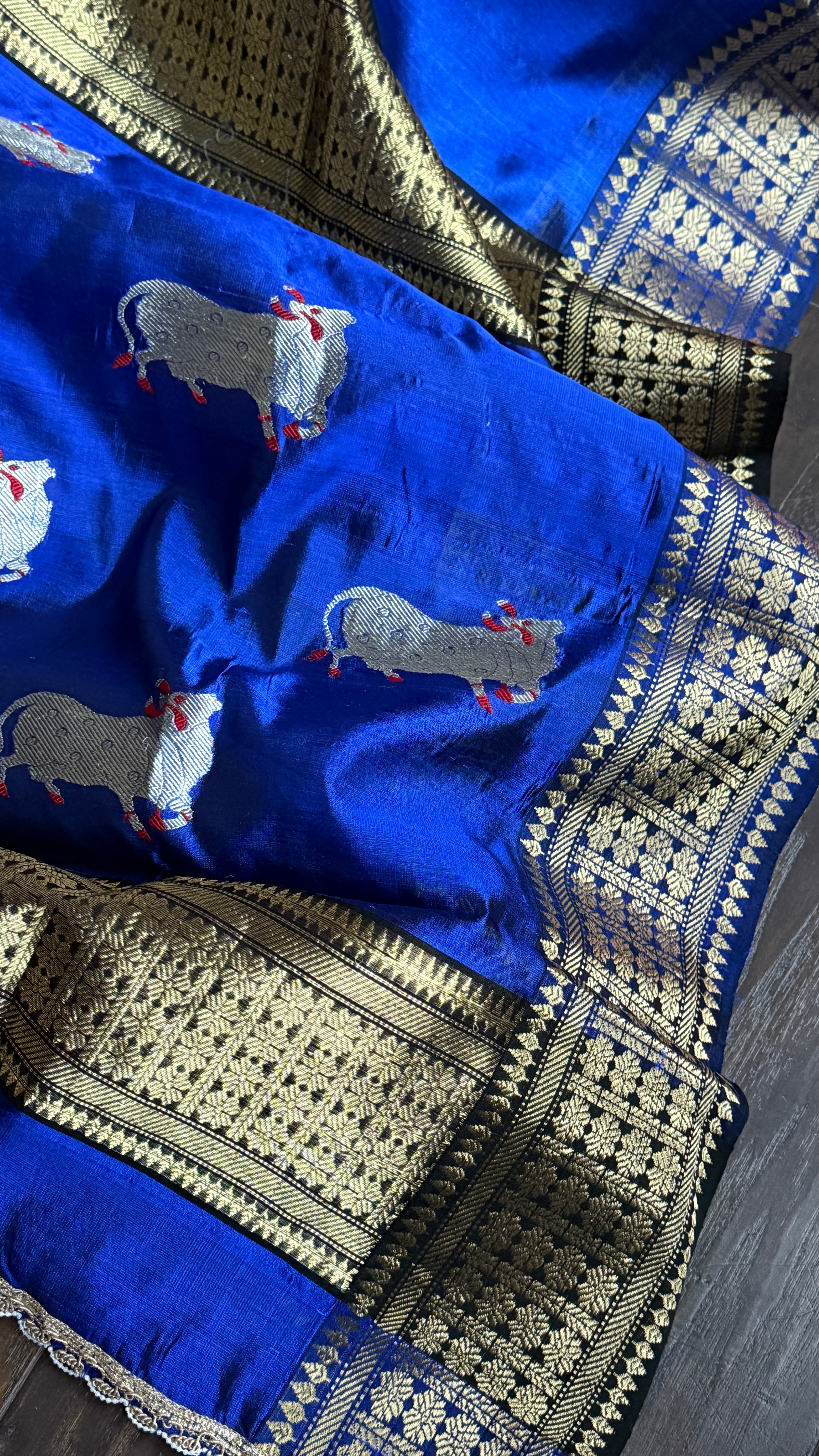 Pure Chanderi Pattu Silk - Blue Nandi Eknaliya