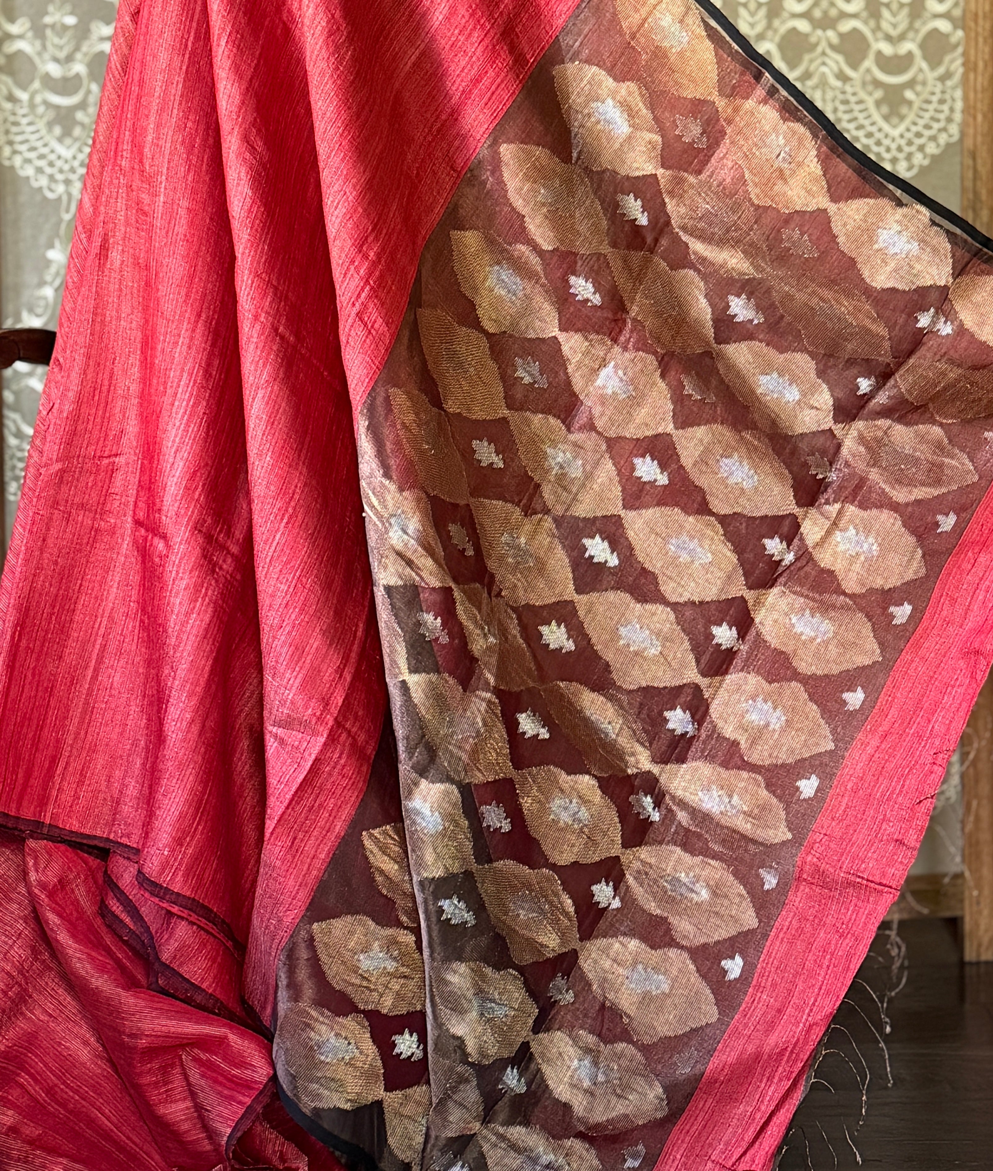 Pure Matka Silk - Red Muslin Jamdaani Palla