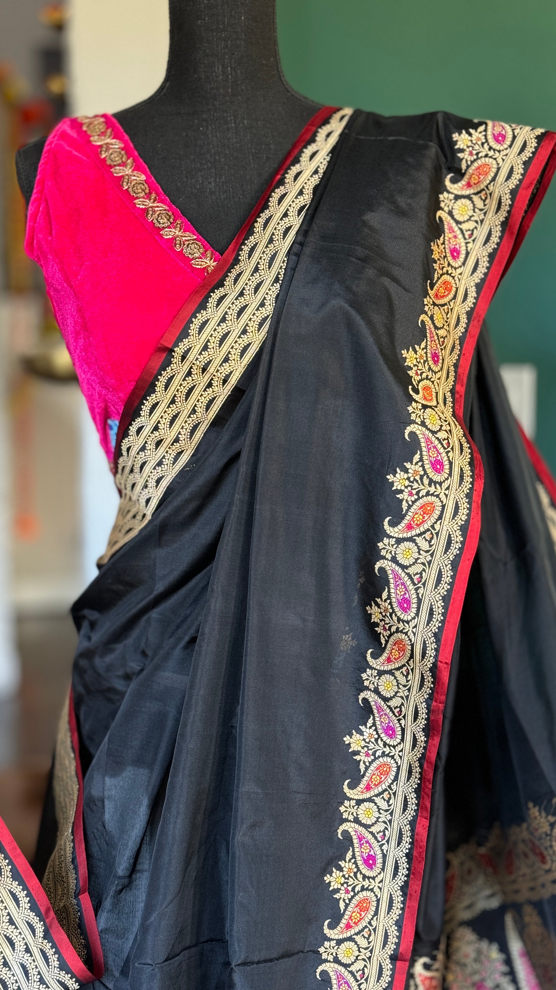 Designer Velvet Blouse - Pink Gold Zari Sleeveless