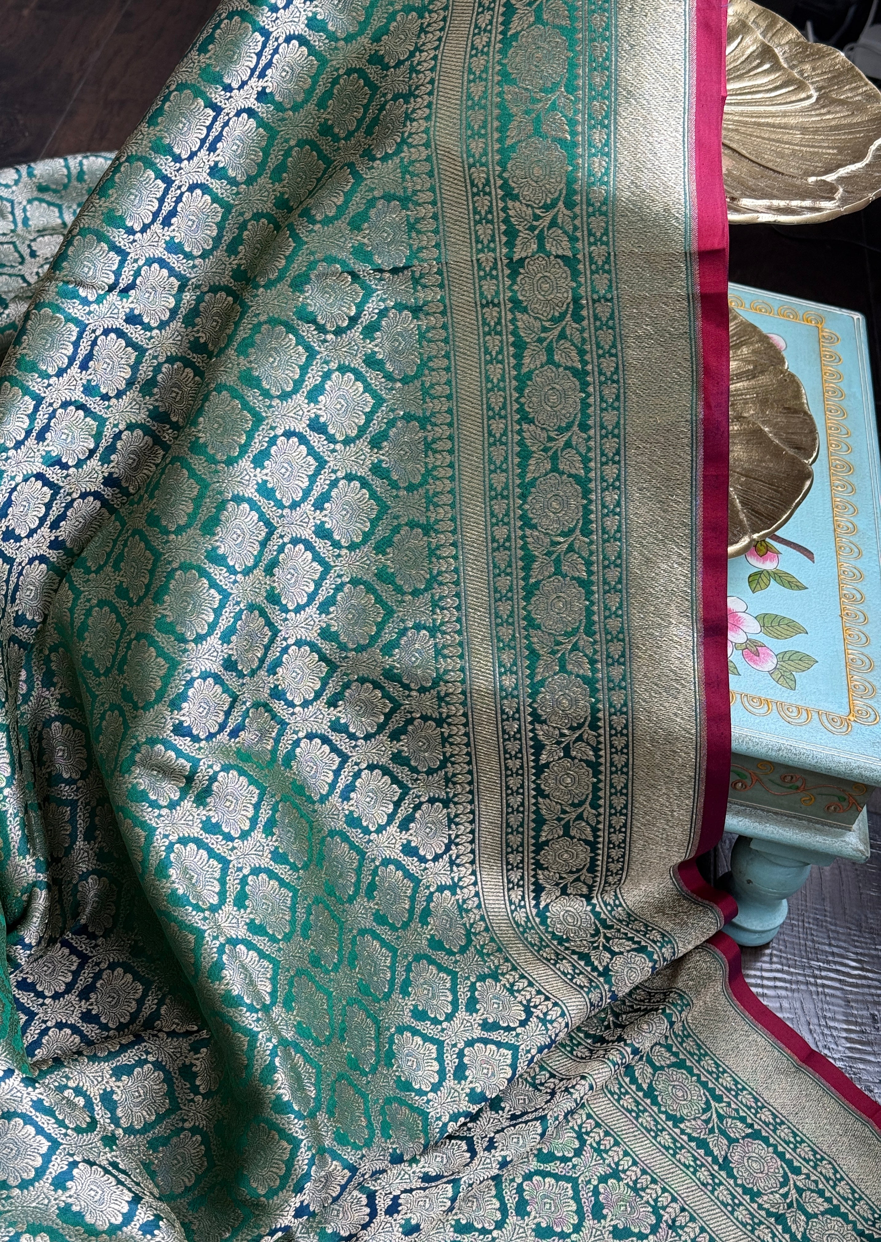 Pure Silk Katan Banarasi- Peocock Green Dual Shaded