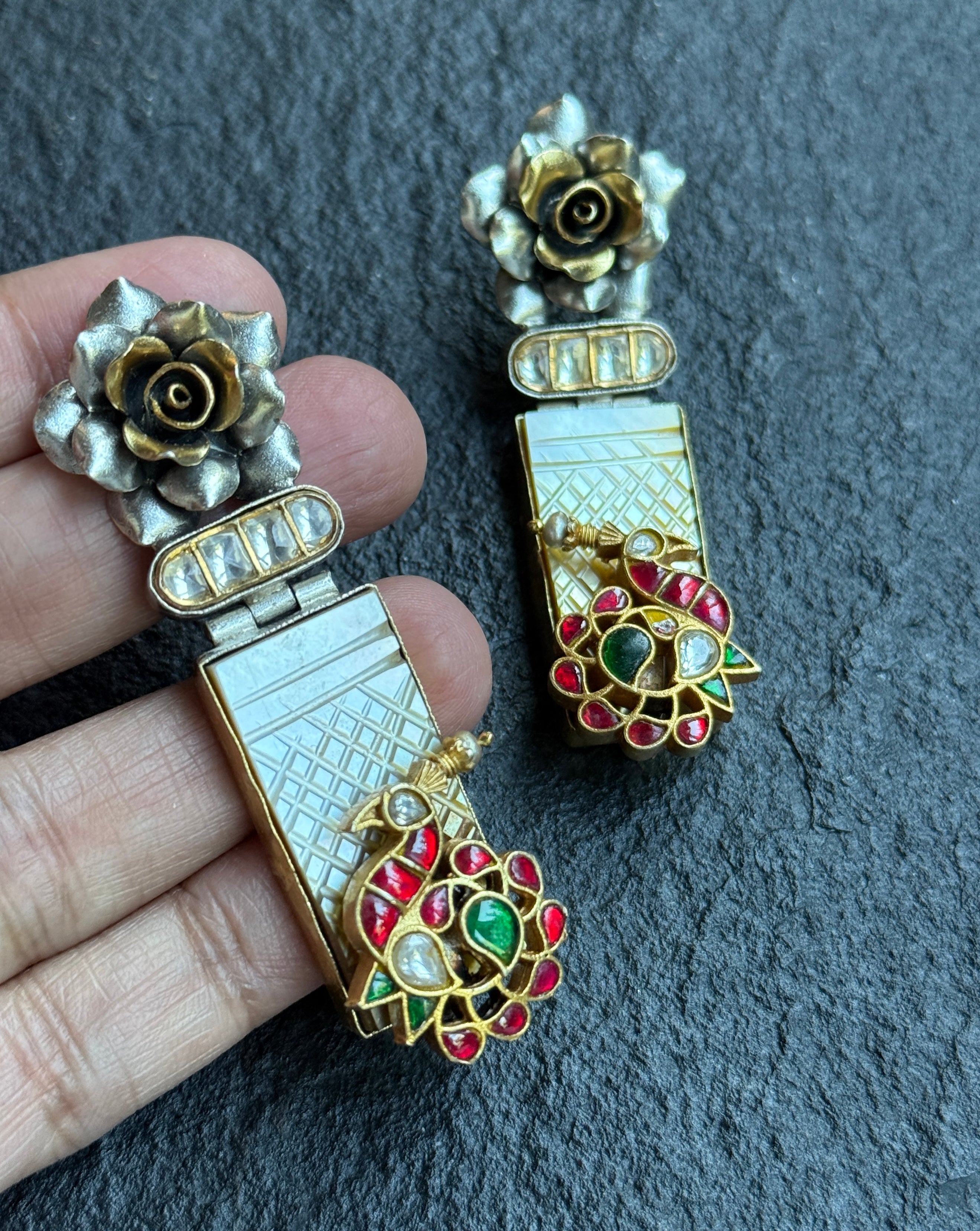 Earring 925 Silver- Mother of Pearl Gold Tone Peacock