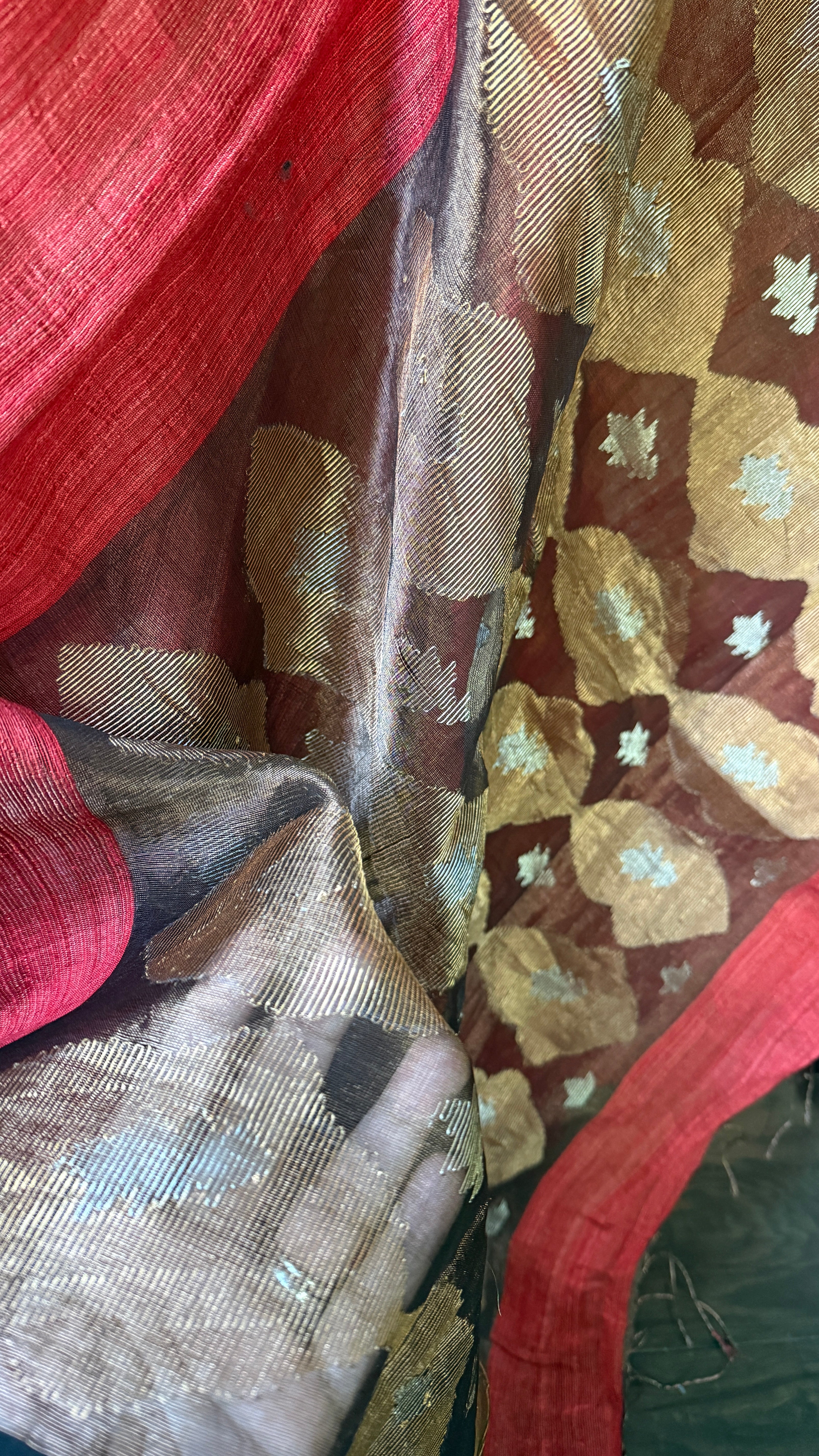 Pure Matka Silk - Red Muslin Jamdaani Palla