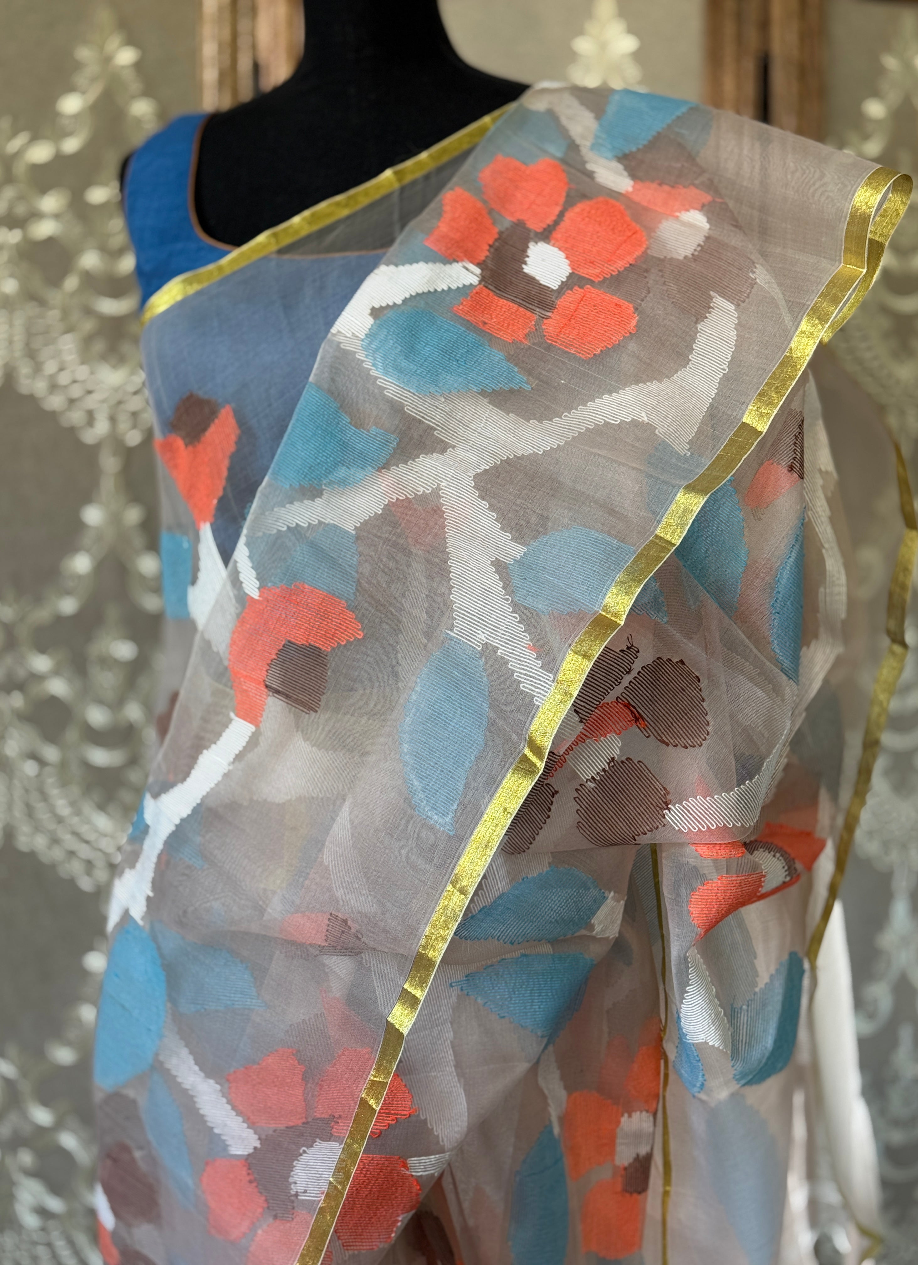 Muslin Jamdaani - Wheat color Golden Zari
