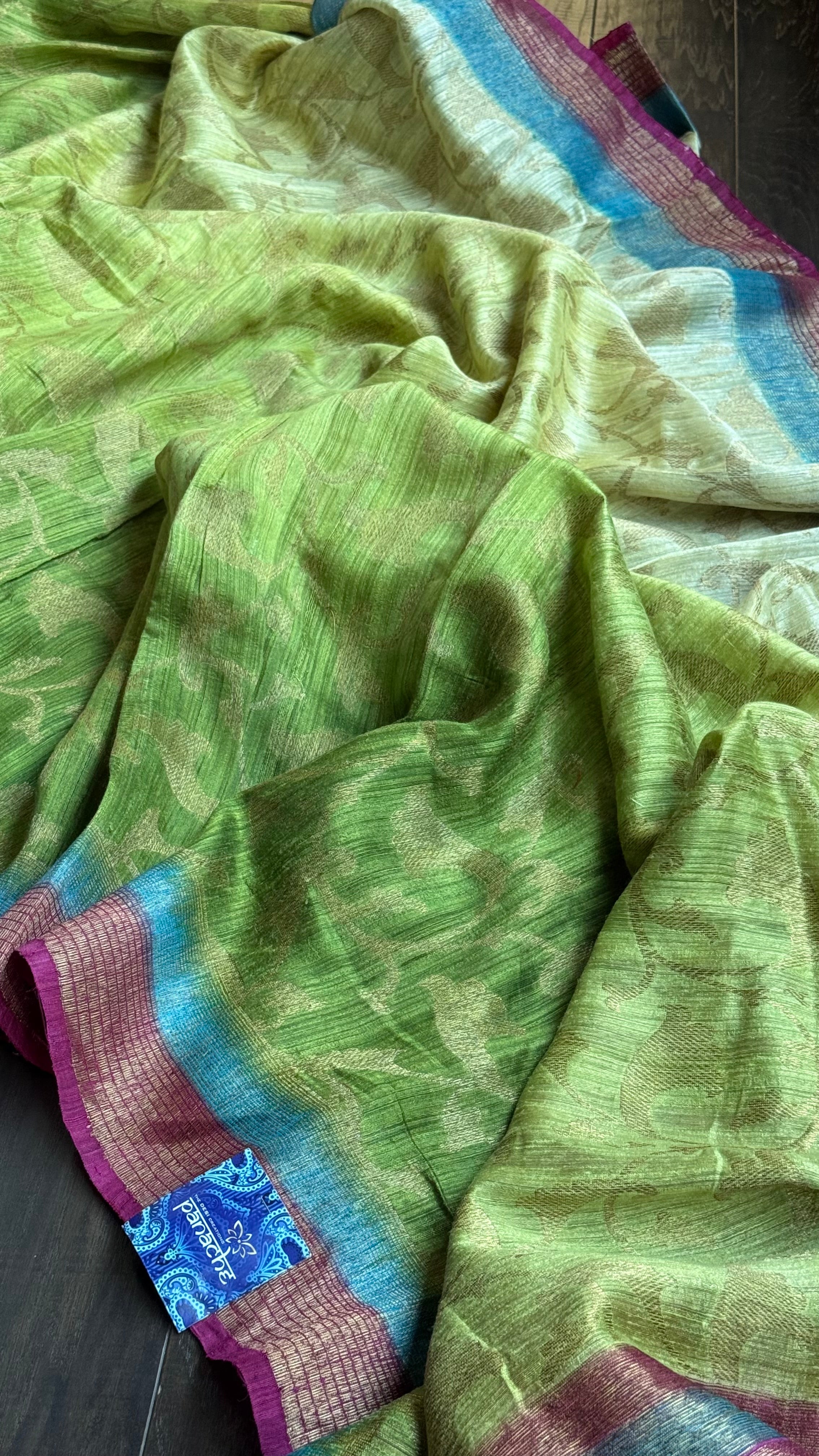 Gicha Tassur Silk Banarasi - Beige Green Shaded