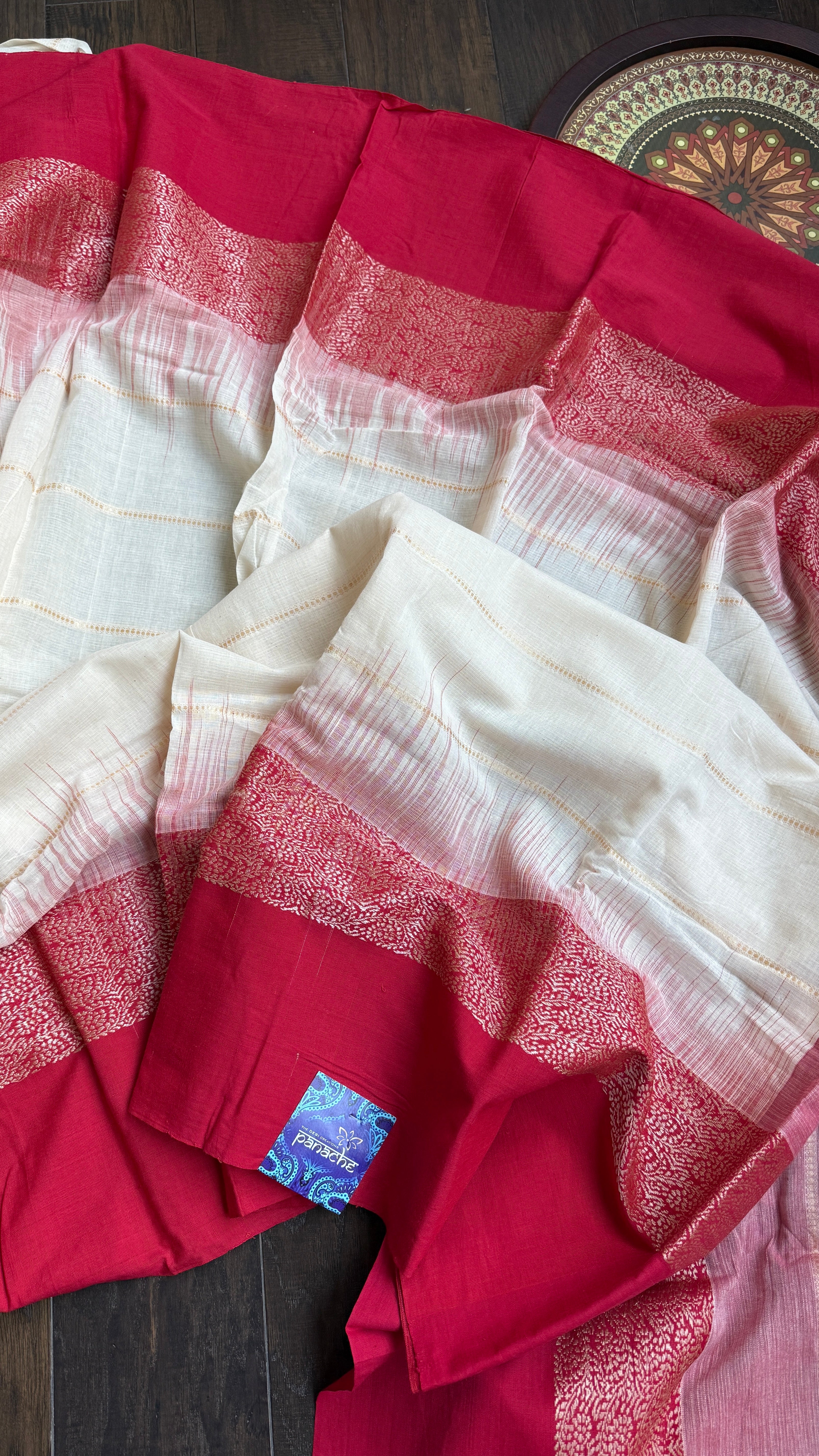 Pure Khadi Cotton Jamdani Handwoven - Off White Red Zari