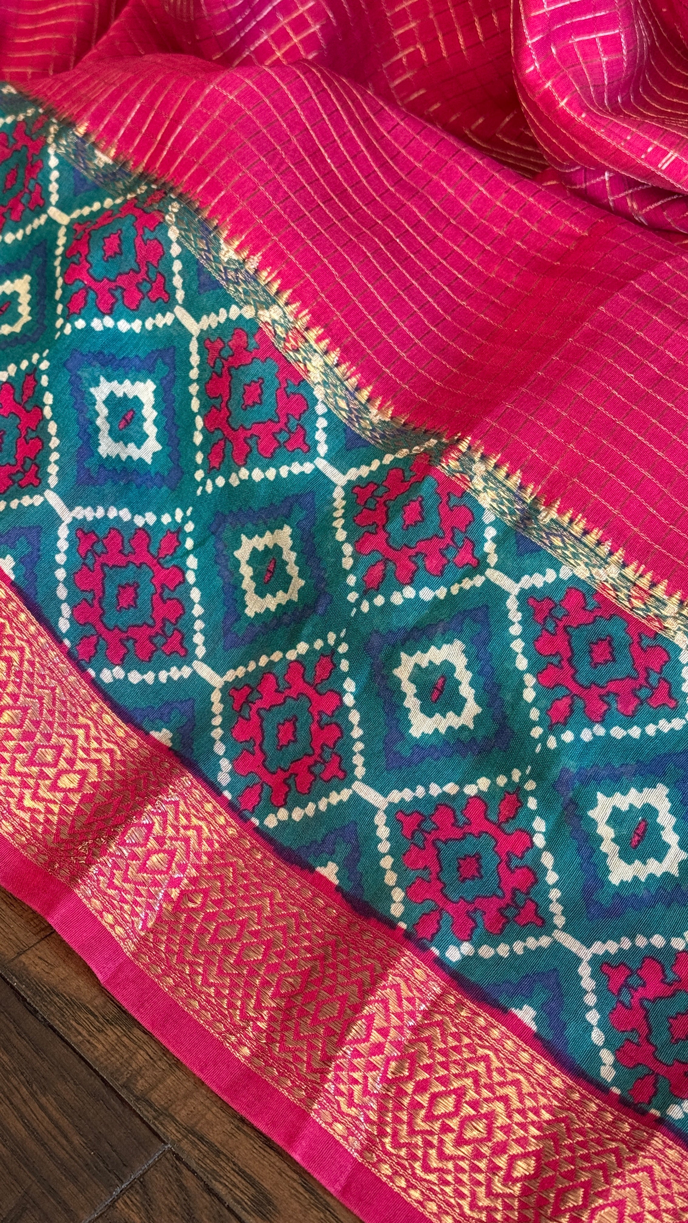 Designer Crepe Silk - Pink Firozi