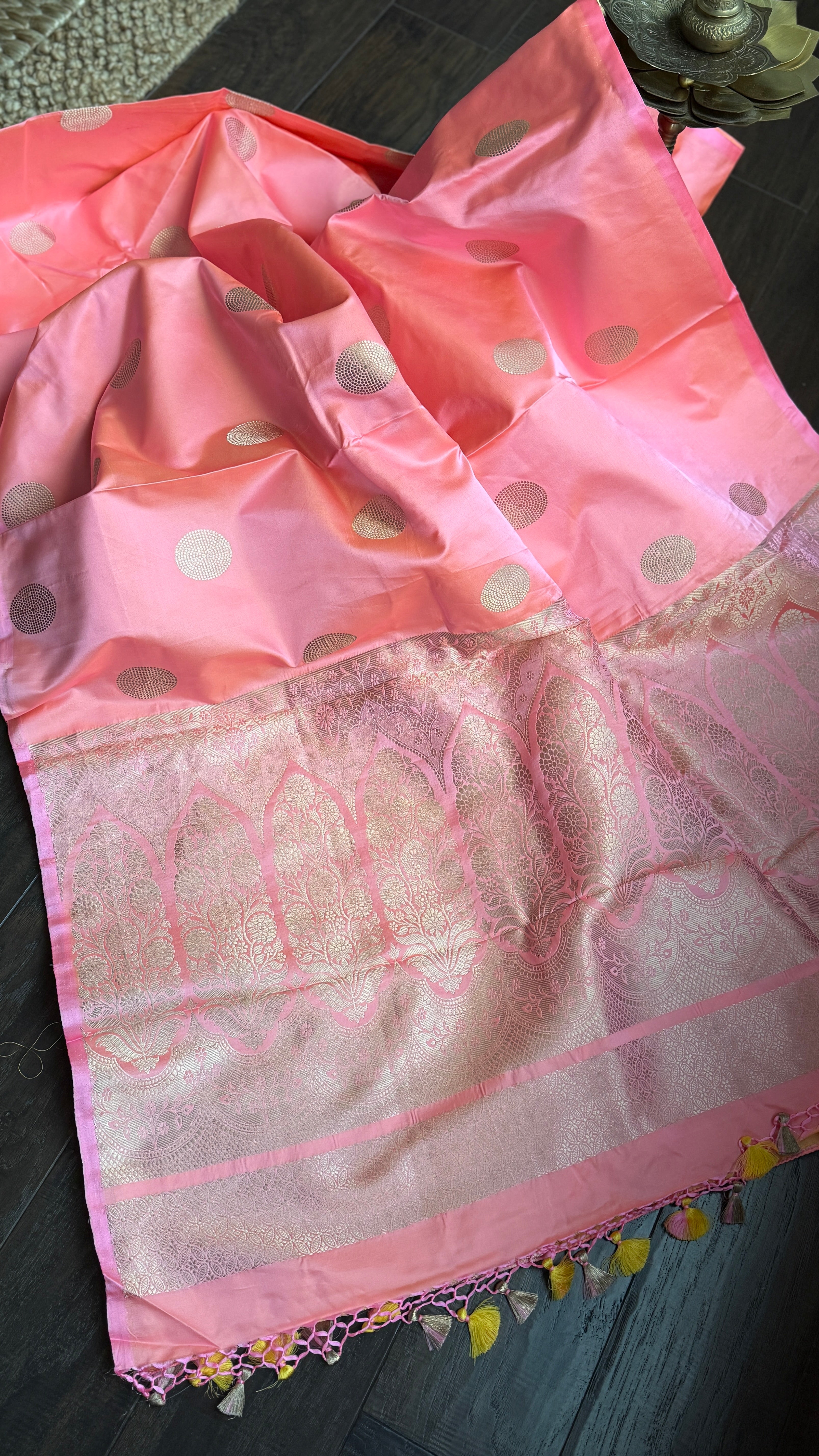Pure Silk Mashru Banarasi- Baby Pink Dual Shaded