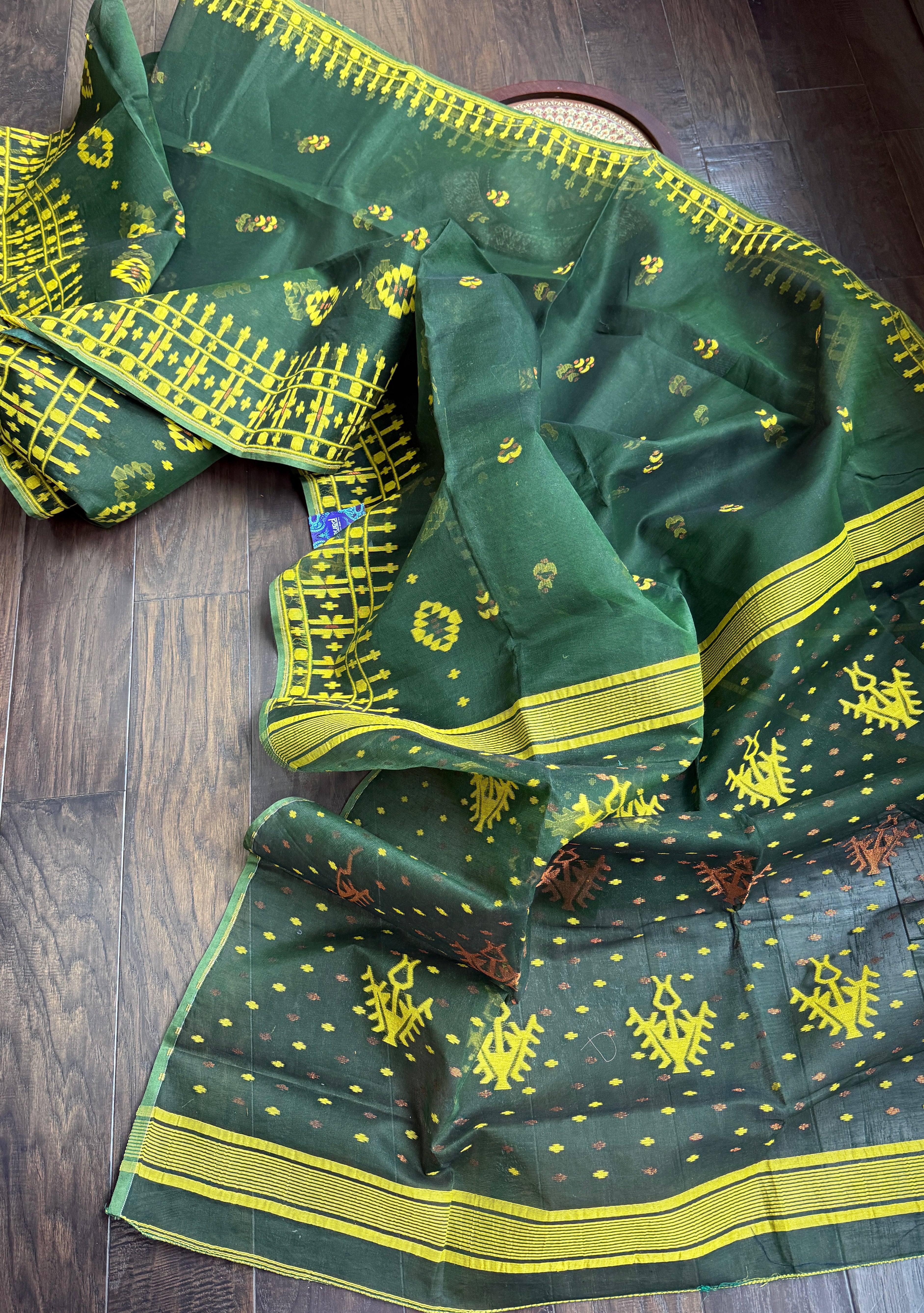 Dhakai Jamdani  - Dark Green