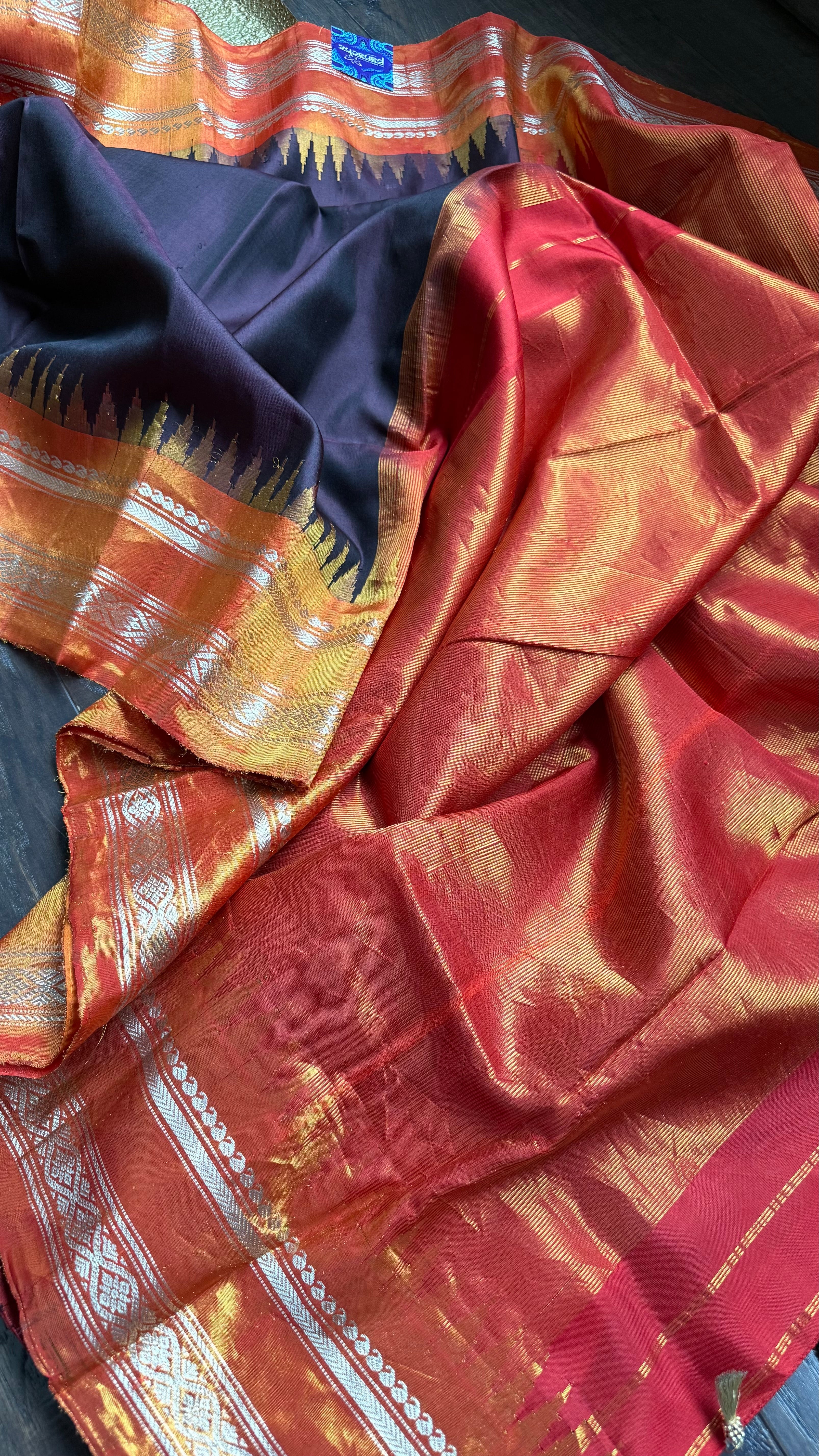 Pure Silk Kuttu Gadwal - Dark Chocolate Brown Orange