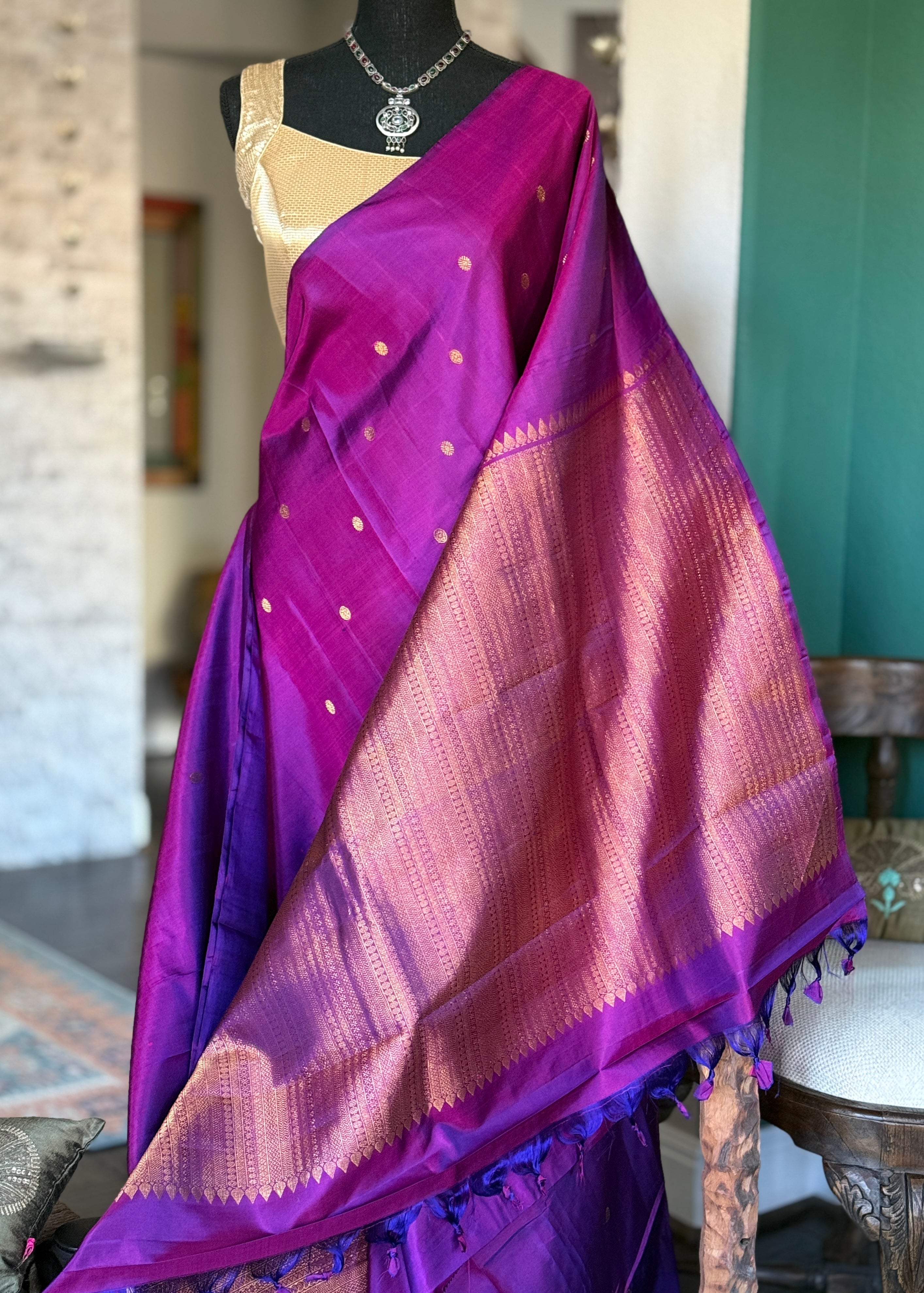 Pure Silk Kanjivaram - Magenta Borderless