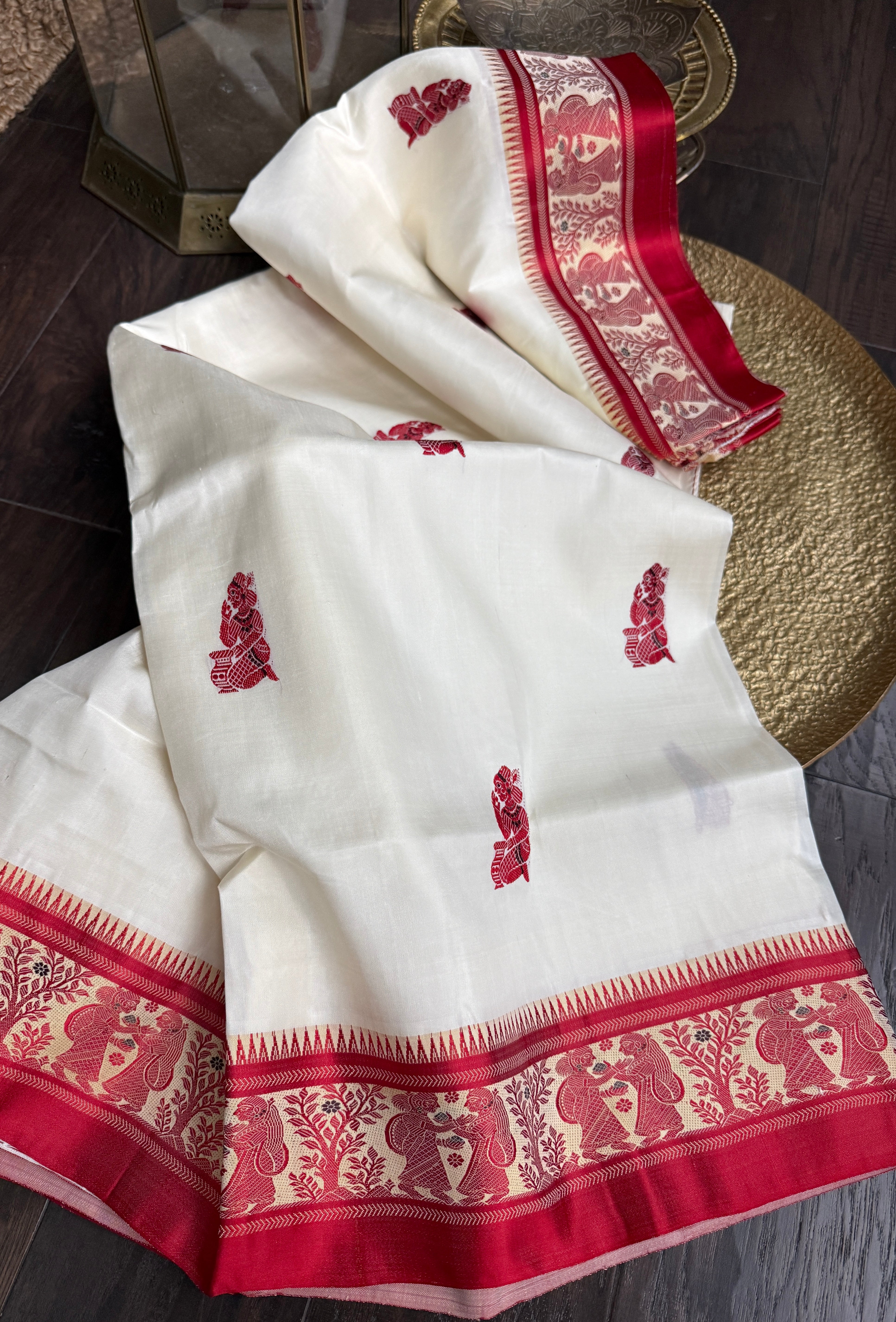 Pure Garad Silk- Off-White Red