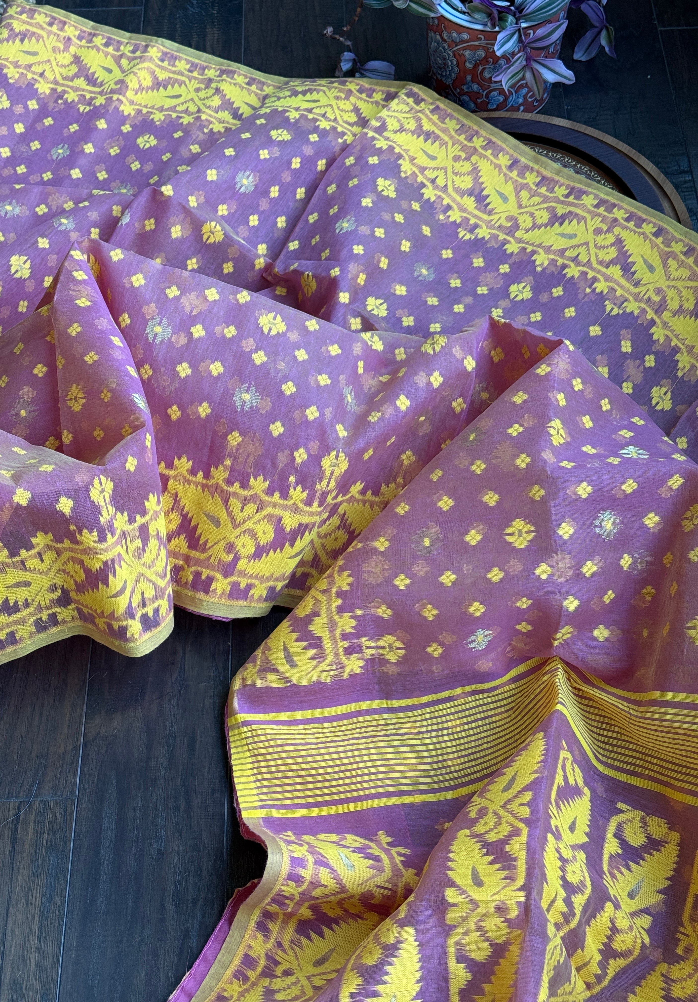 Dhakai Jamdani  - Light Pink Woven