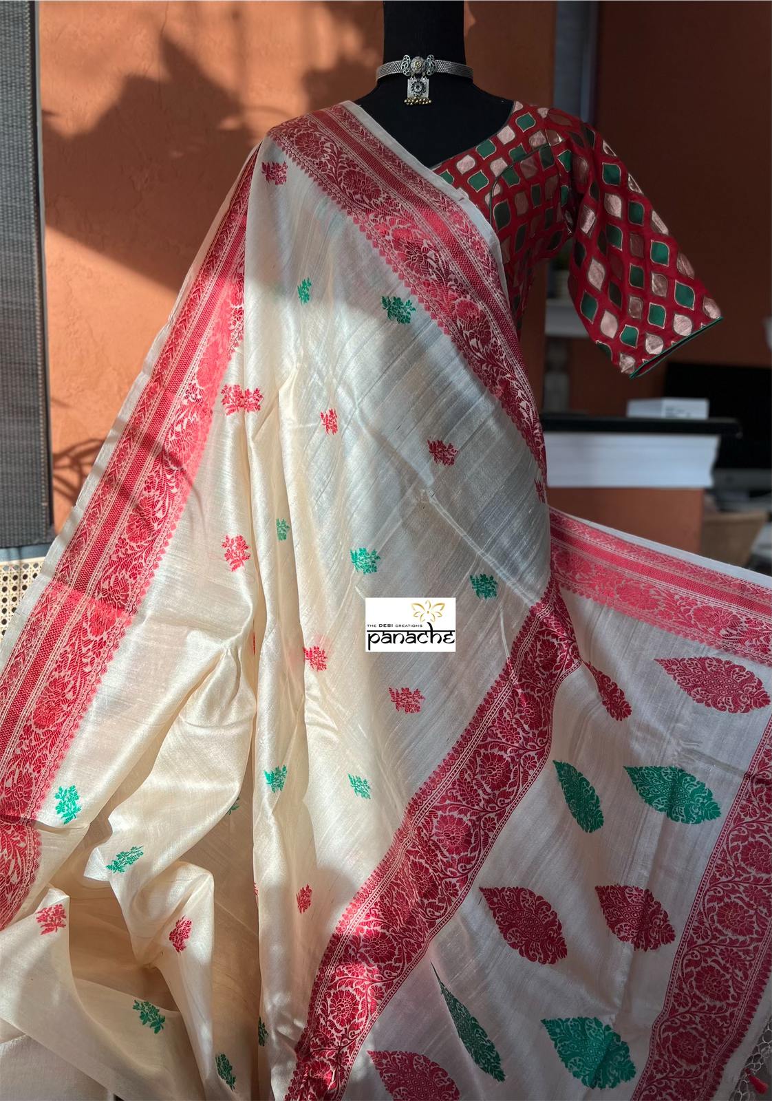 Tussar Silk Banarasi - Beige Red Green