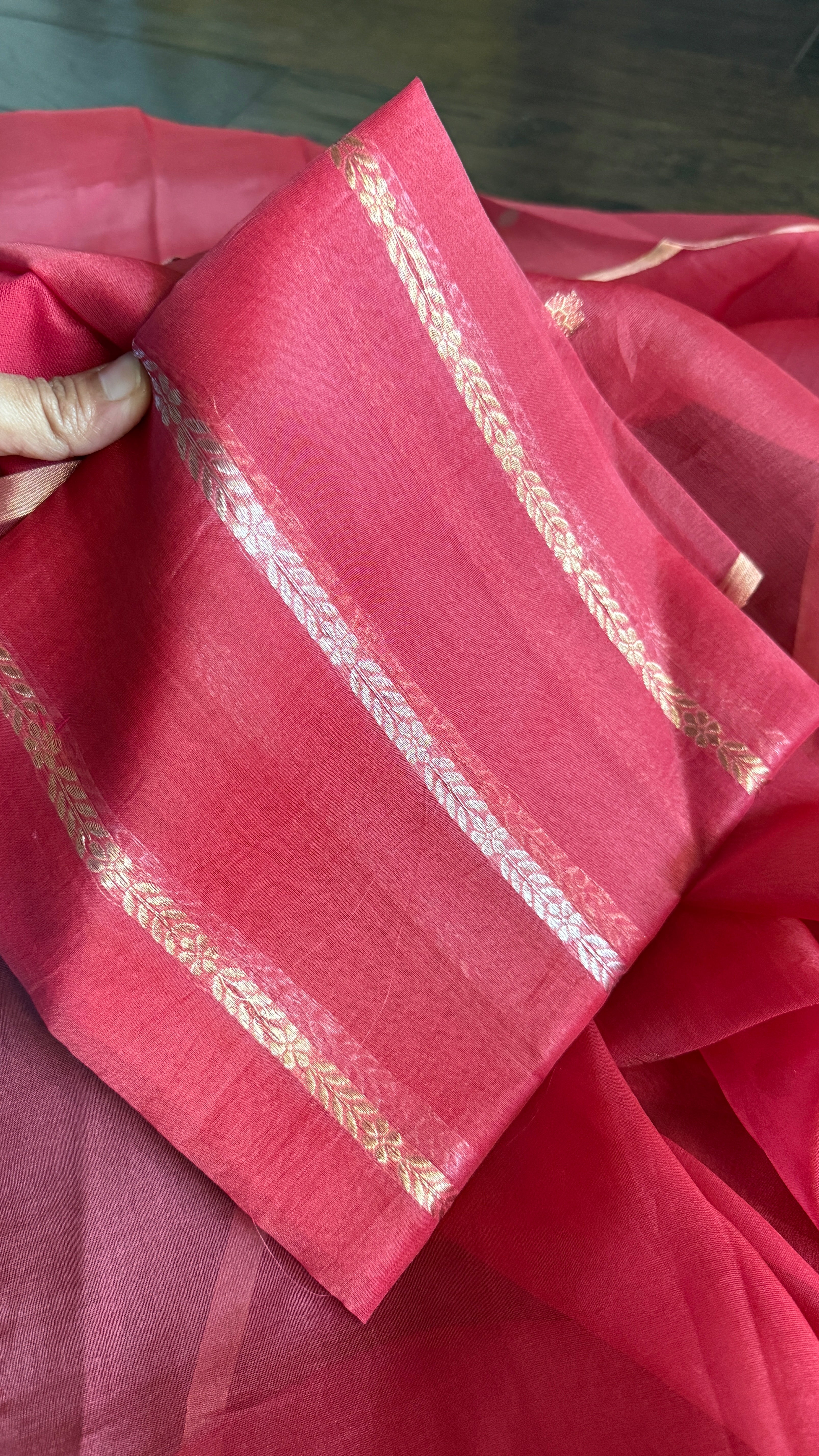 Kora Silk Rangkat Banarasi - Pink Orange Shaded
