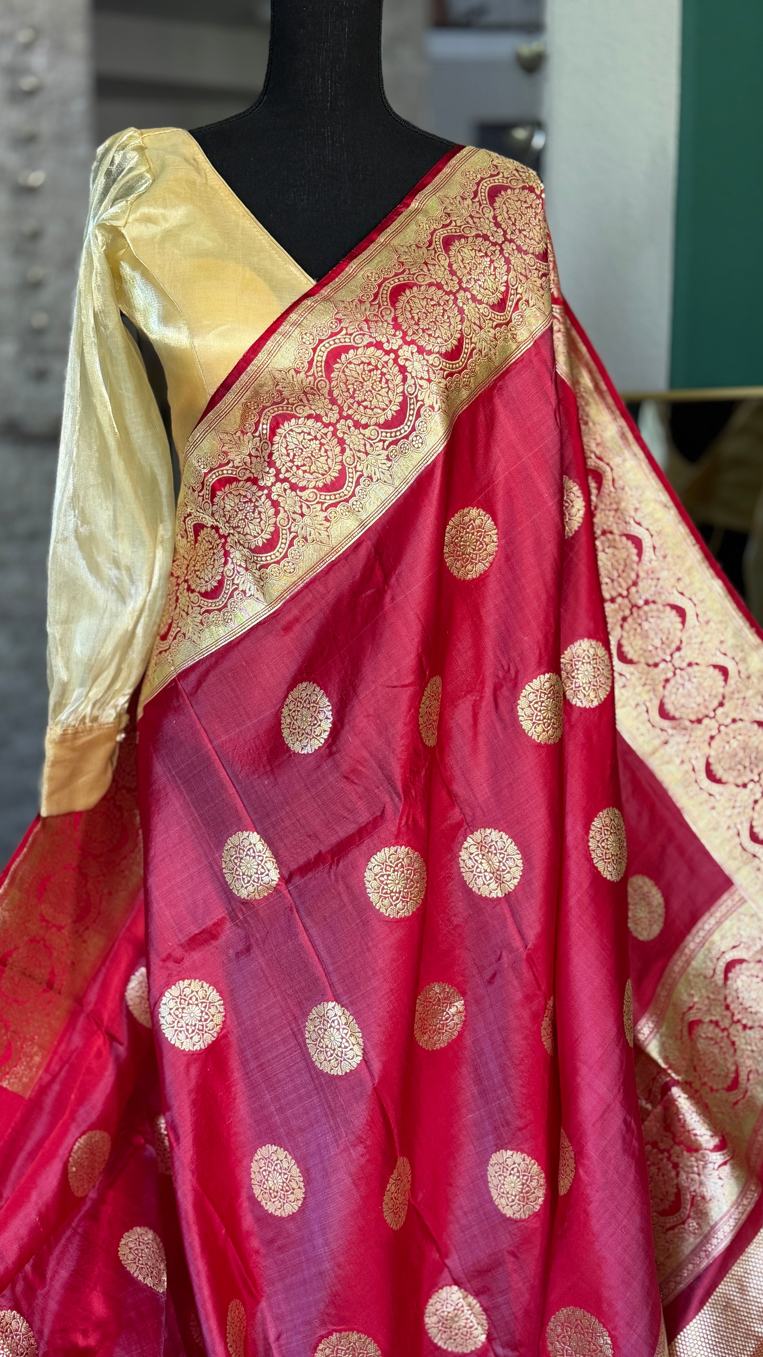 Pure Silk Mashru Banarasi- Raspberry Red Dual Shaded