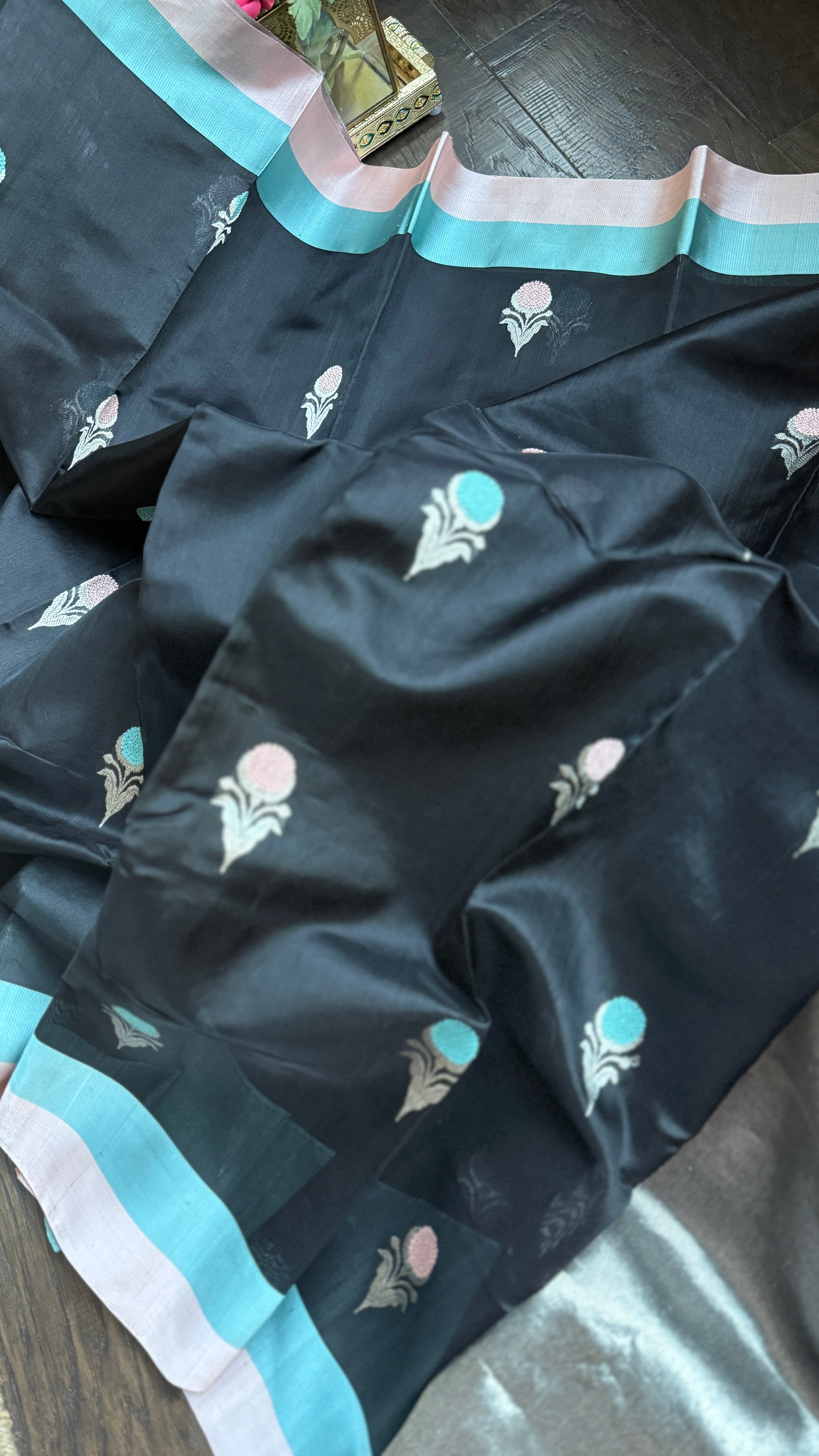 Pure Chanderi Pattu Silk - Black Peach Firozi Eknaliya